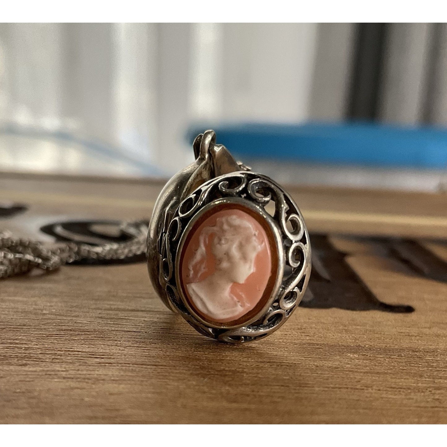 Vintage Sterling Silver Pink Cameo Lady Portrait Oval 925 Pendant Necklace