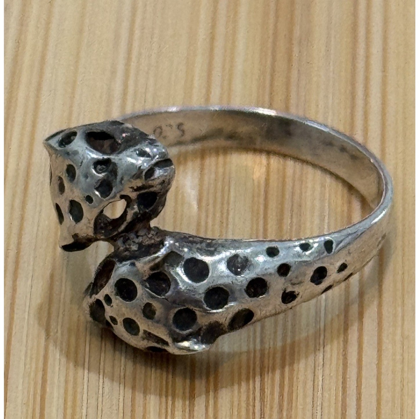 Vintage Jaguar Leopard Panther Cat Wrap Bypass Ring Size 8.5 Signed Vivian