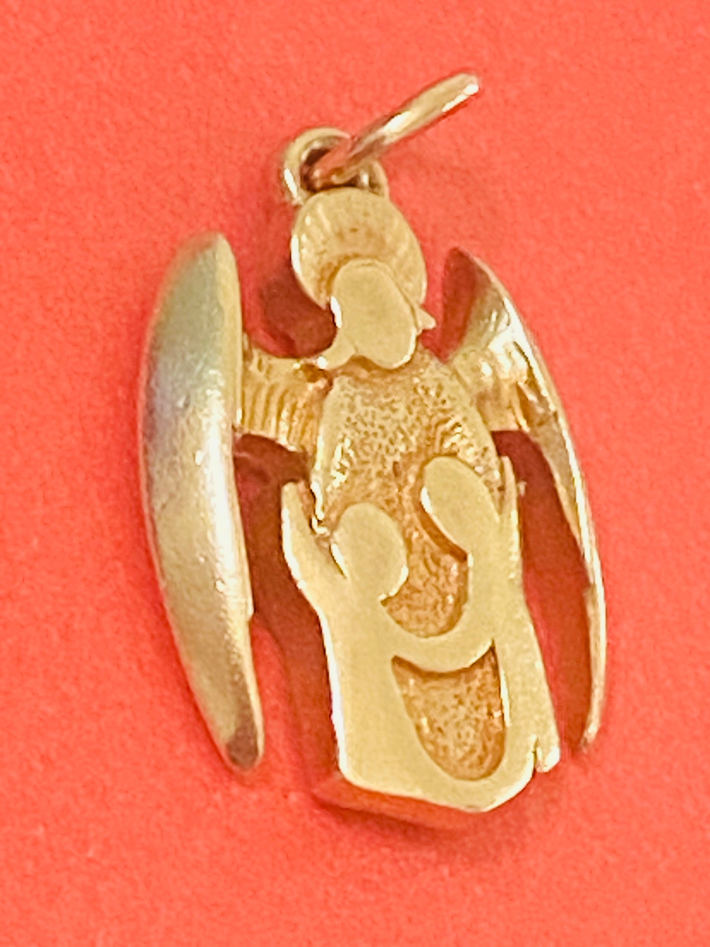 Preowned James Avery Retired Rare Hard to Find 14k Gold Guardian Angel Charm