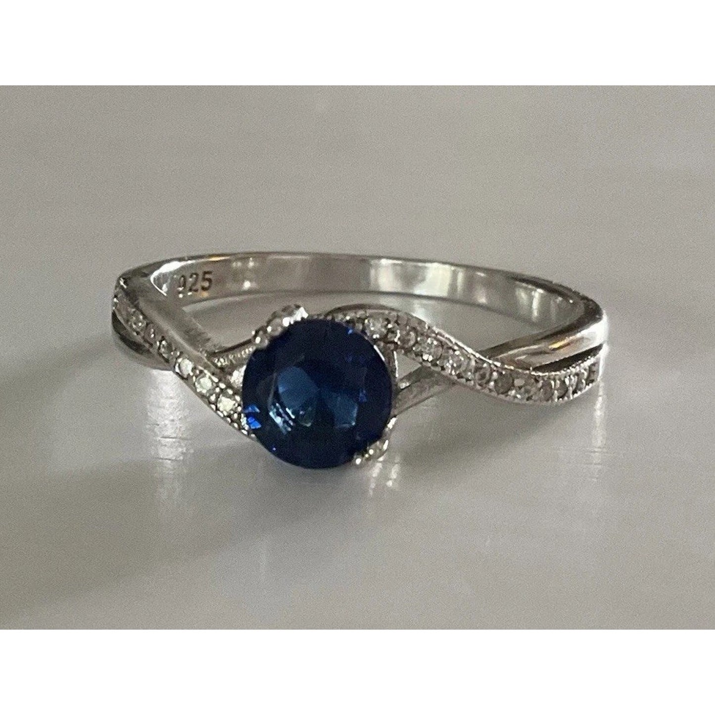 Sterling Silver Blue Sapphire Ring Size 8.5 Round Solitaire Halo Twist
