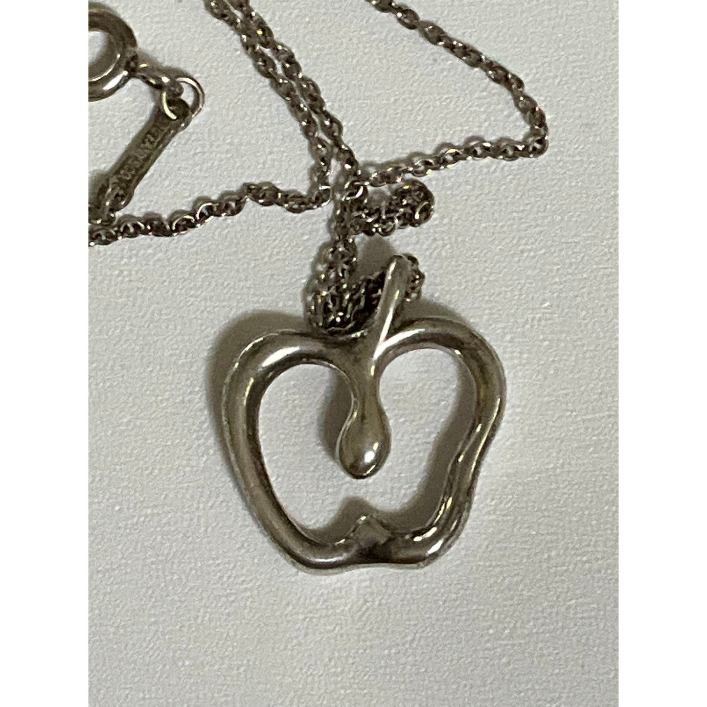 Tiffany & Co. Elsa Peretti Sterling Silver Open Apple 16” Necklace