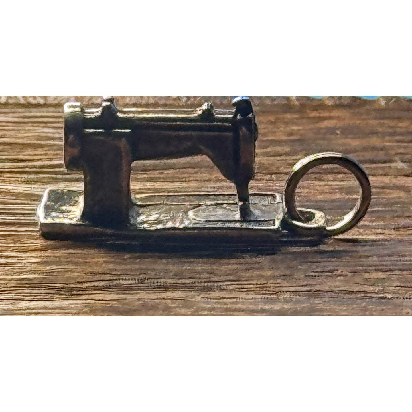 Vintage Sterling Silver 3D Detailed Sewing Machine 925 Charm