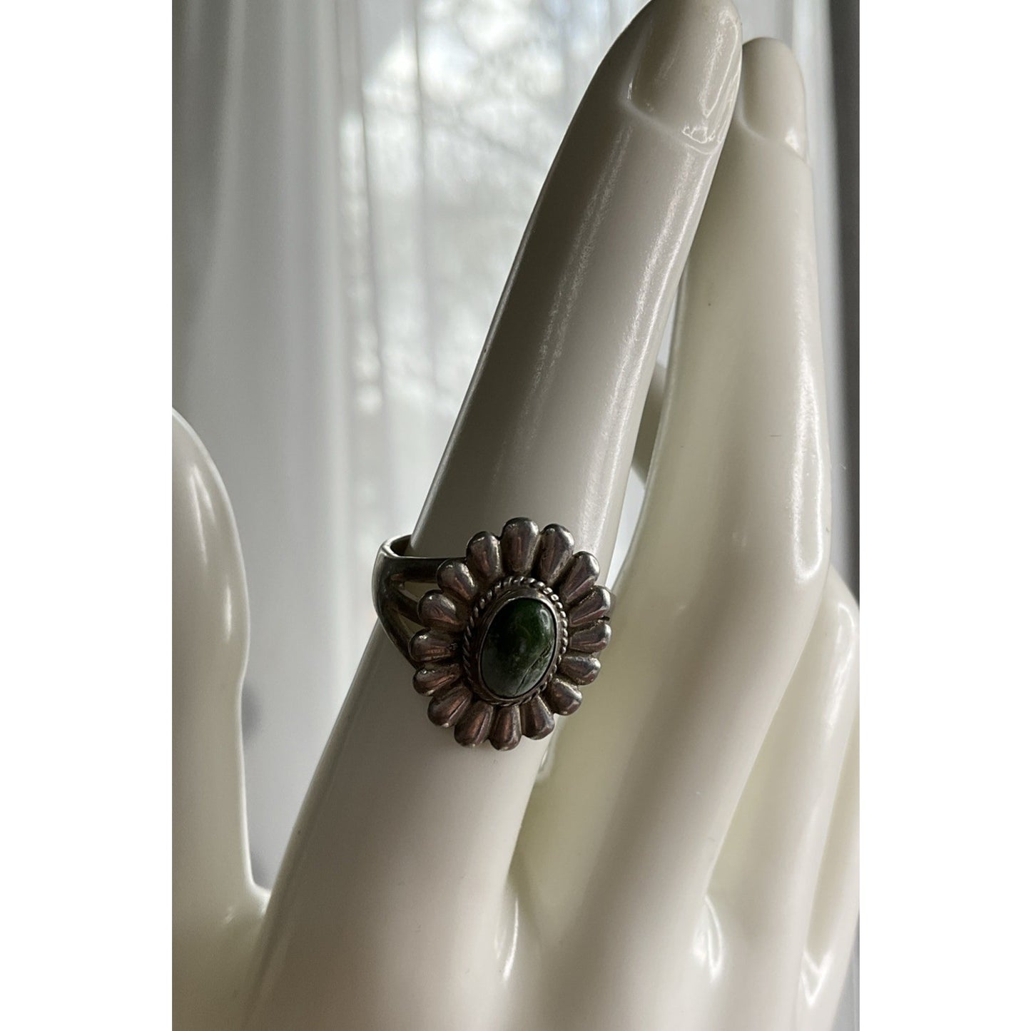 Vintage Sterling Silver Green Turquoise Ring Navajo Style Cluster Size 8