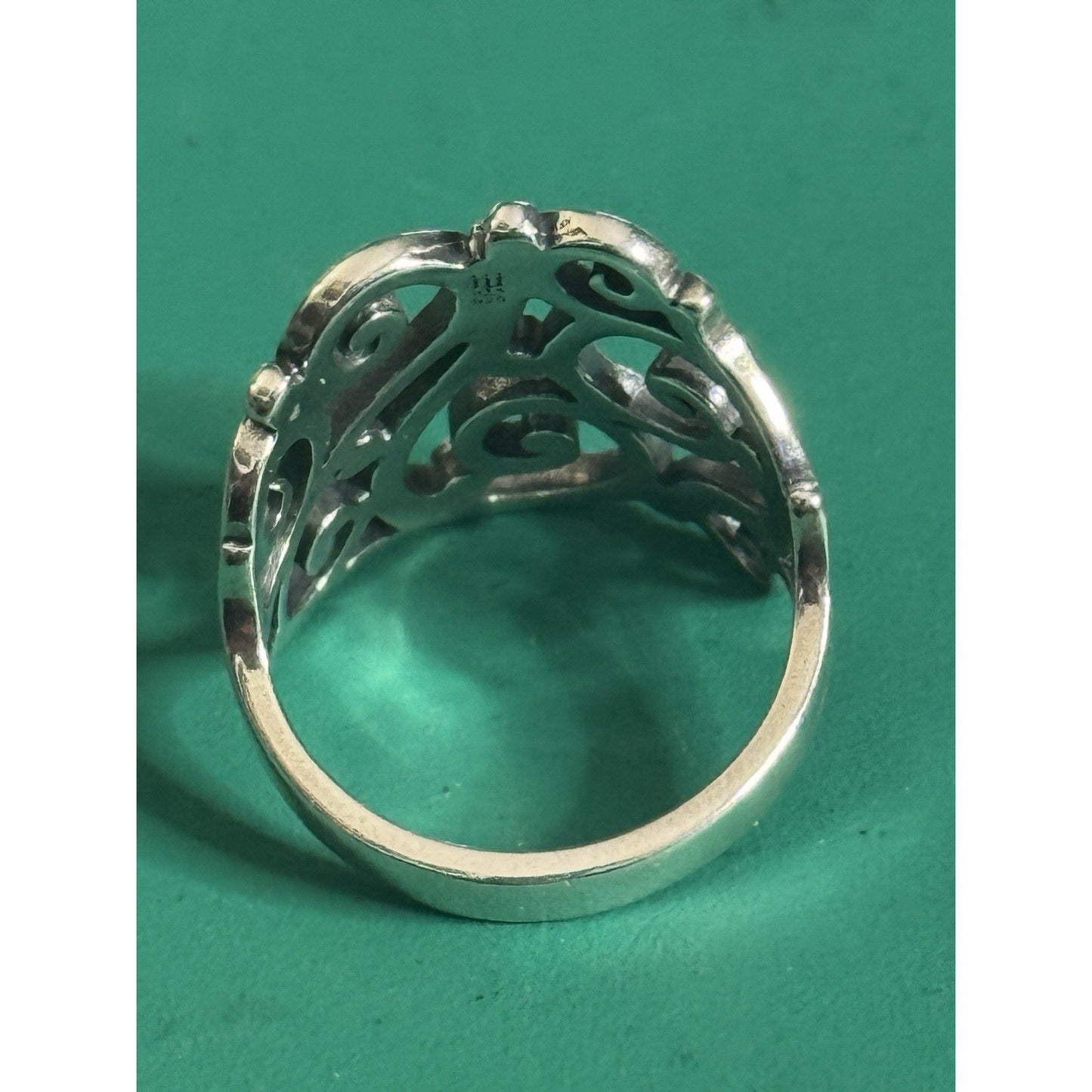 Pre owned Retired James Avery Sterling Silver Open Sorrento Ring Size 7.5