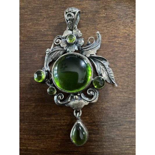 Vintage Sterling Silver Green Glass Cabochon Pendant Ornate Botanical Design 17g