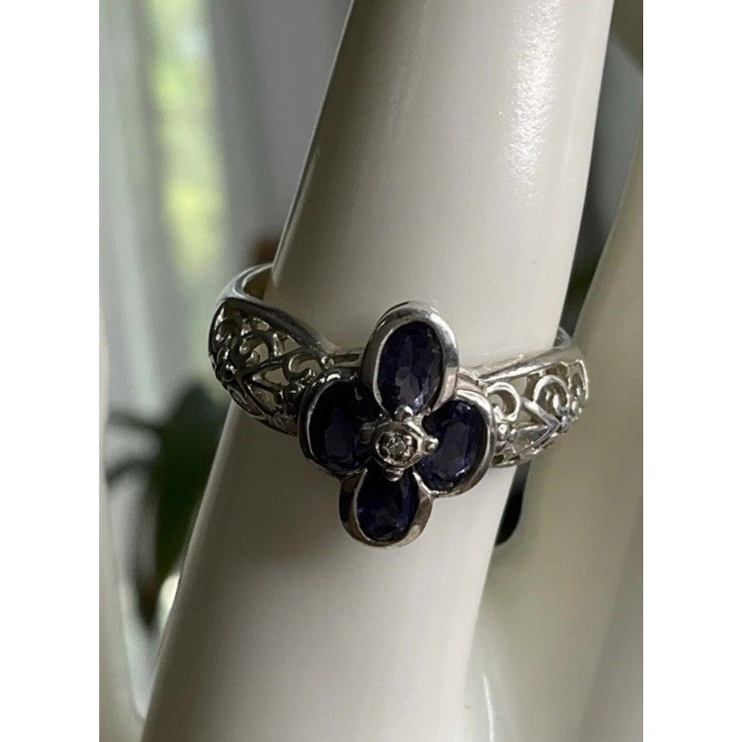 Vintage 925 Sterling Silver Amethyst Purple Gemstone Flower Ring Size 7.5