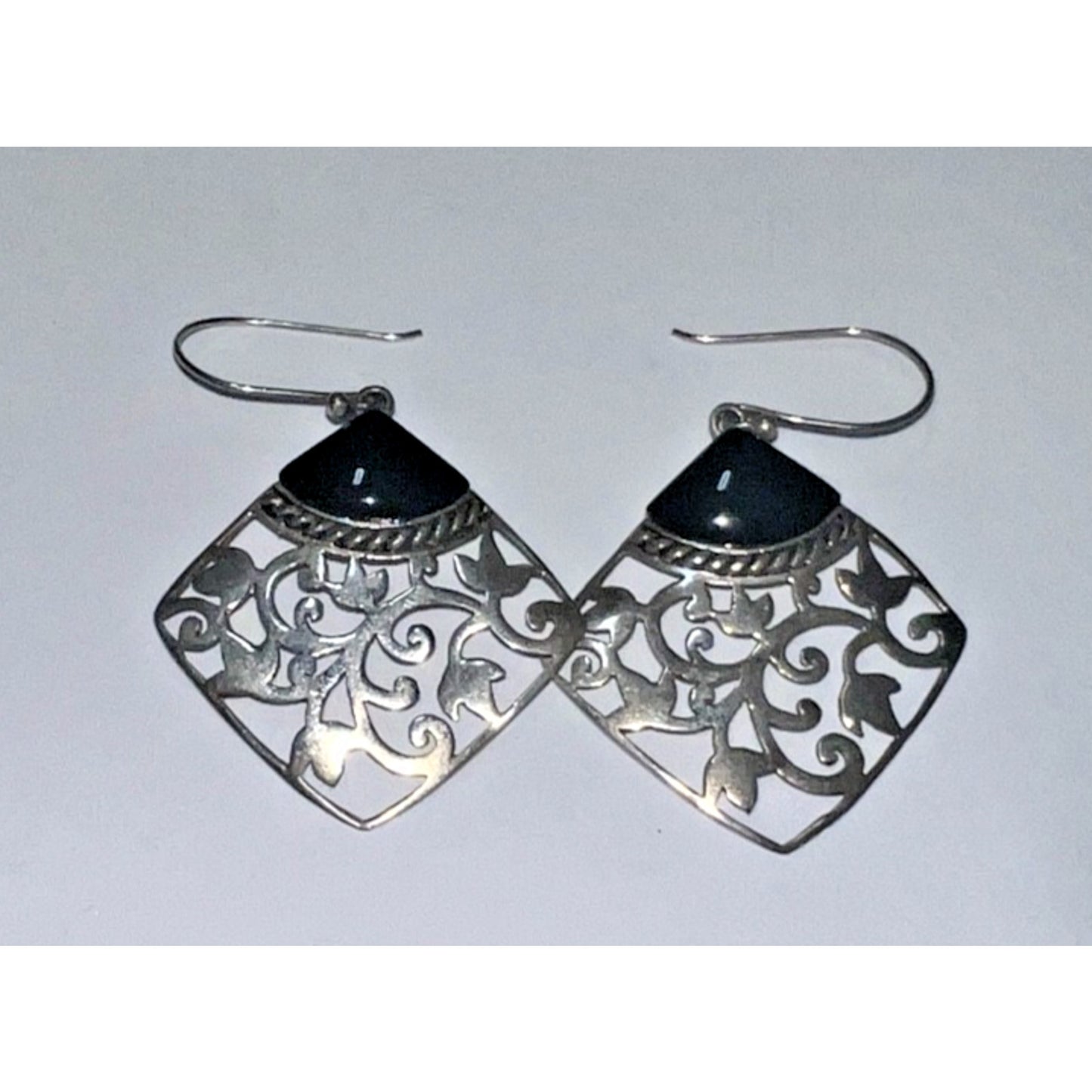 Vintage Sterling Silver Black Onyx Filigree Dangle Earrings Signed CFJ 5gr