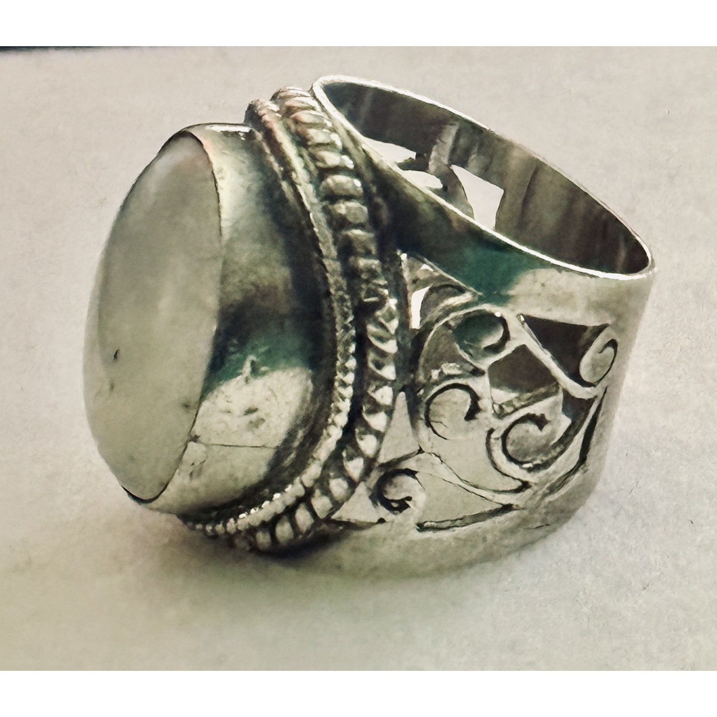 Vintage 925 Sterling Silver Natural Moonstone Statement Ring Size 8 13g Boho