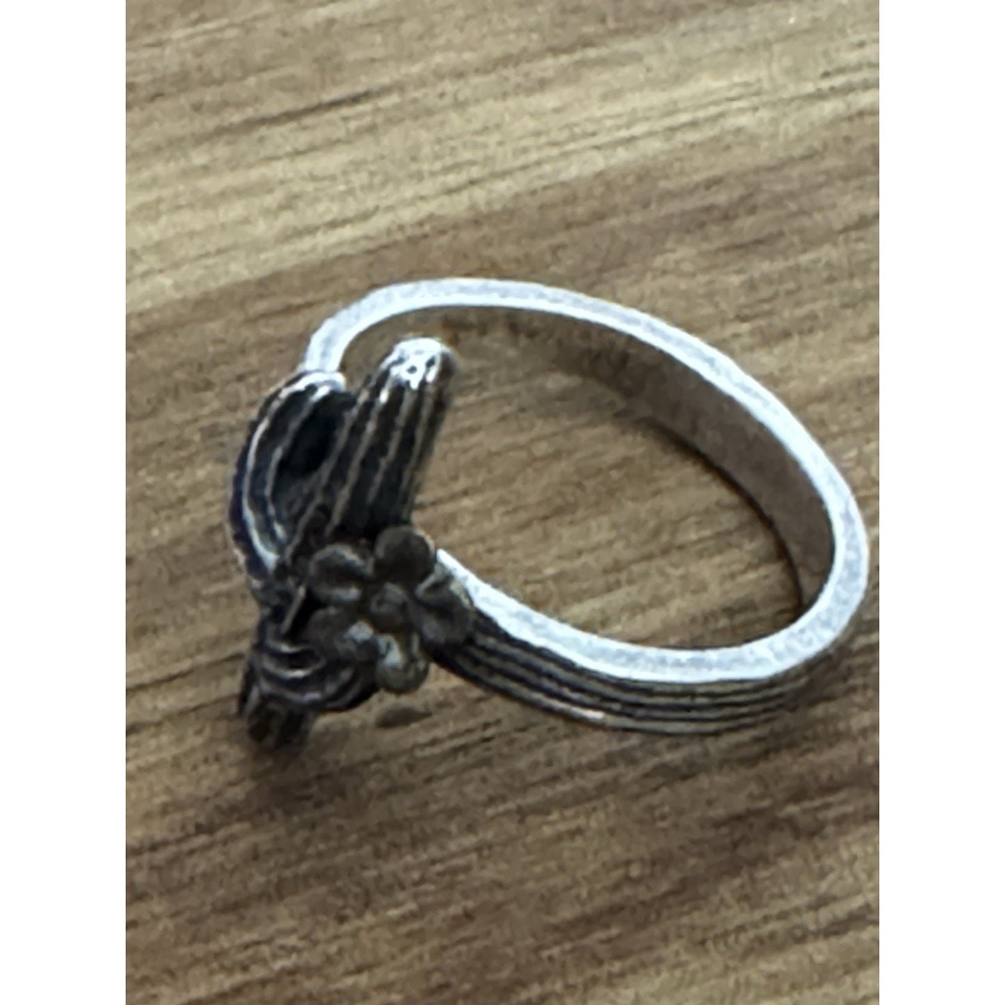 Pre owned James Avery RETIRED Sterling Silver and Bronze Cactus Blossom Ring Size 5.5