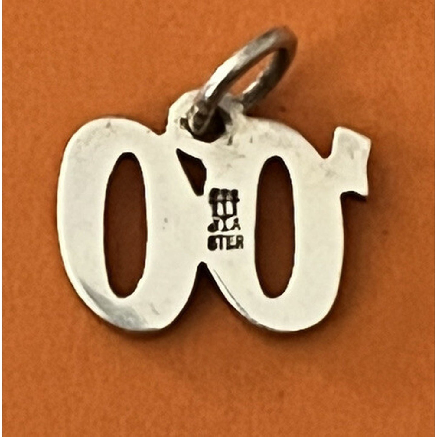James Avery Retired Sterling Silver ‘00 Year Charm Pre-Owned
