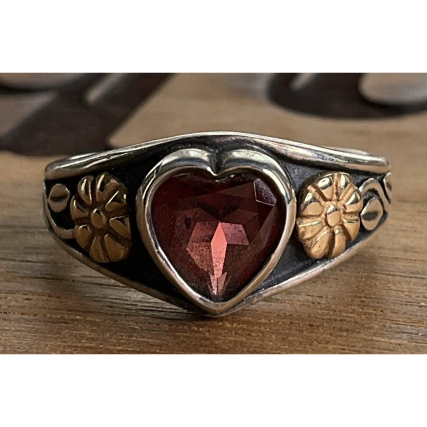 Retired James Avery Sterling Silver And 14k Gold Garnet Red Heart Ring Size 6