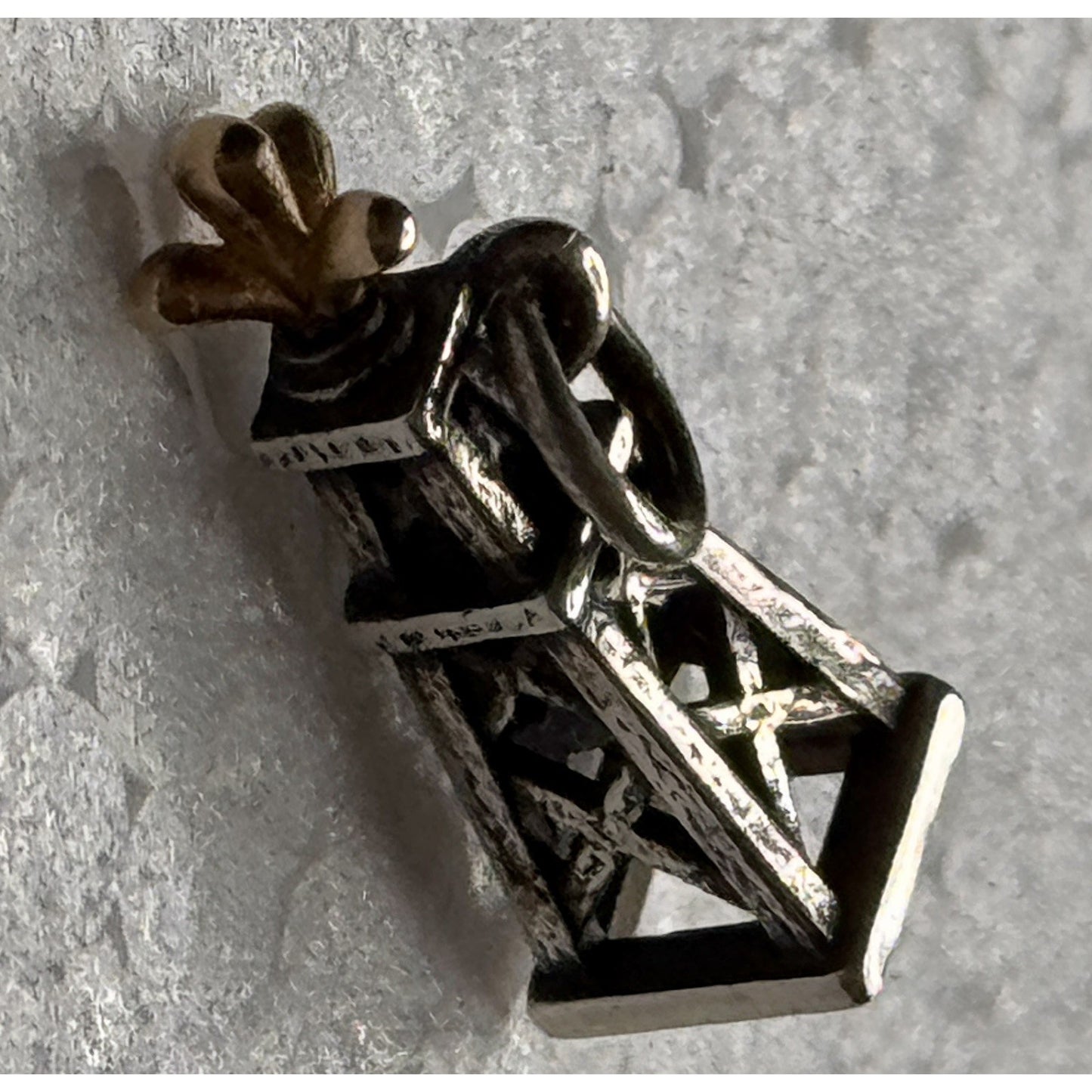 EUC James Avery Retired 14k Gold & Sterling Silver It’s A Gusher Oil Charm MINT