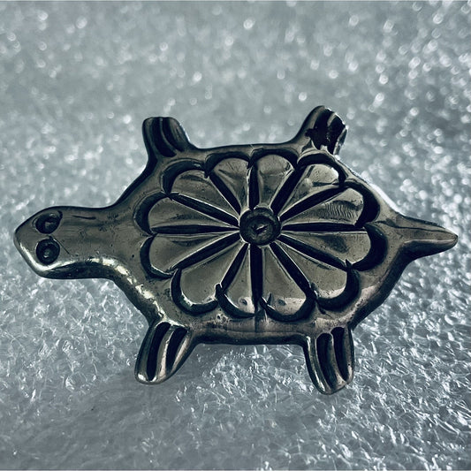 Vintage Signed AM Sterling Silver Turtle Brooch 14.5g Animal Floral Shell Pin