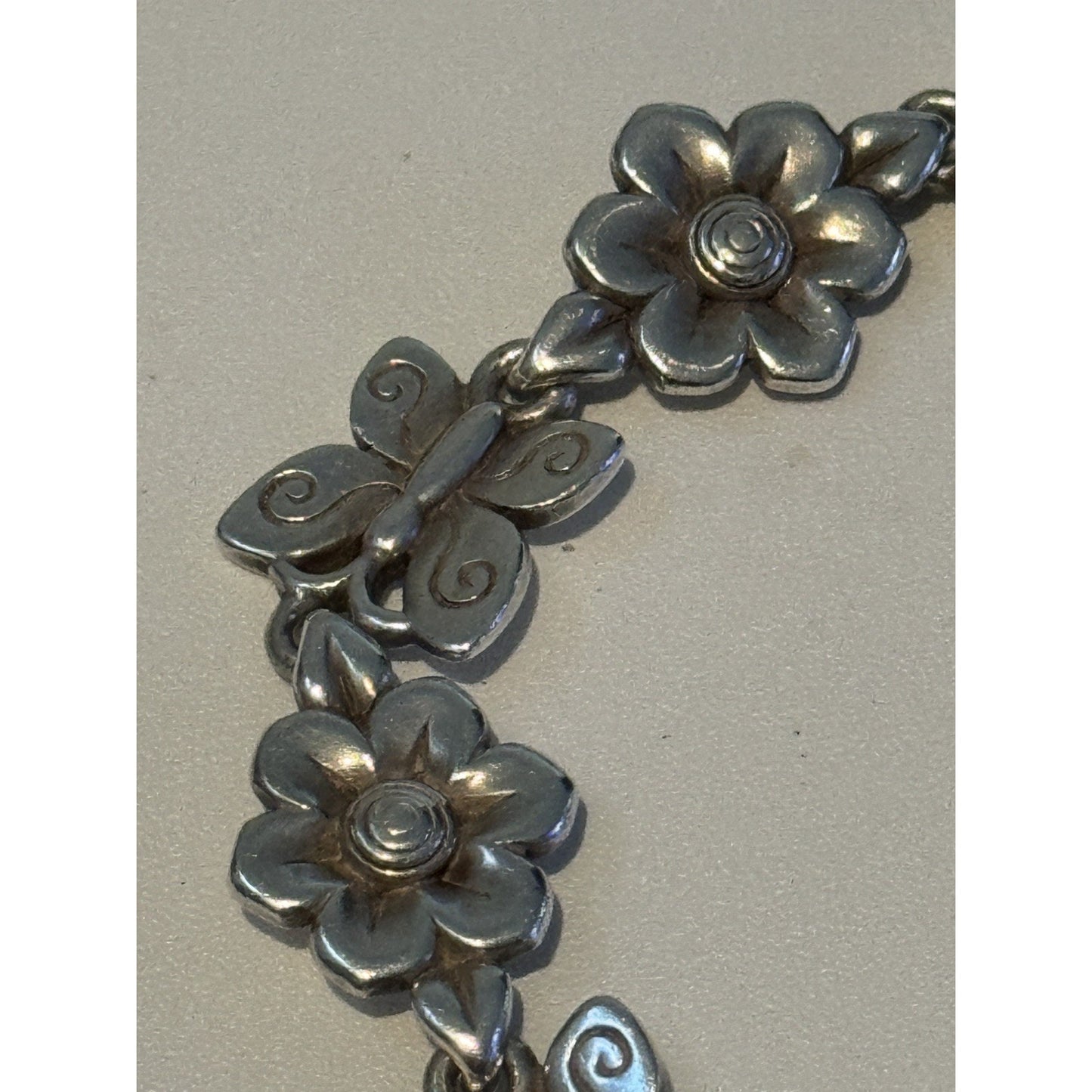 Pre Owned James Avery Retired HTF Silver Butterflies In Bloom Flower Bracelet 7 3/4”