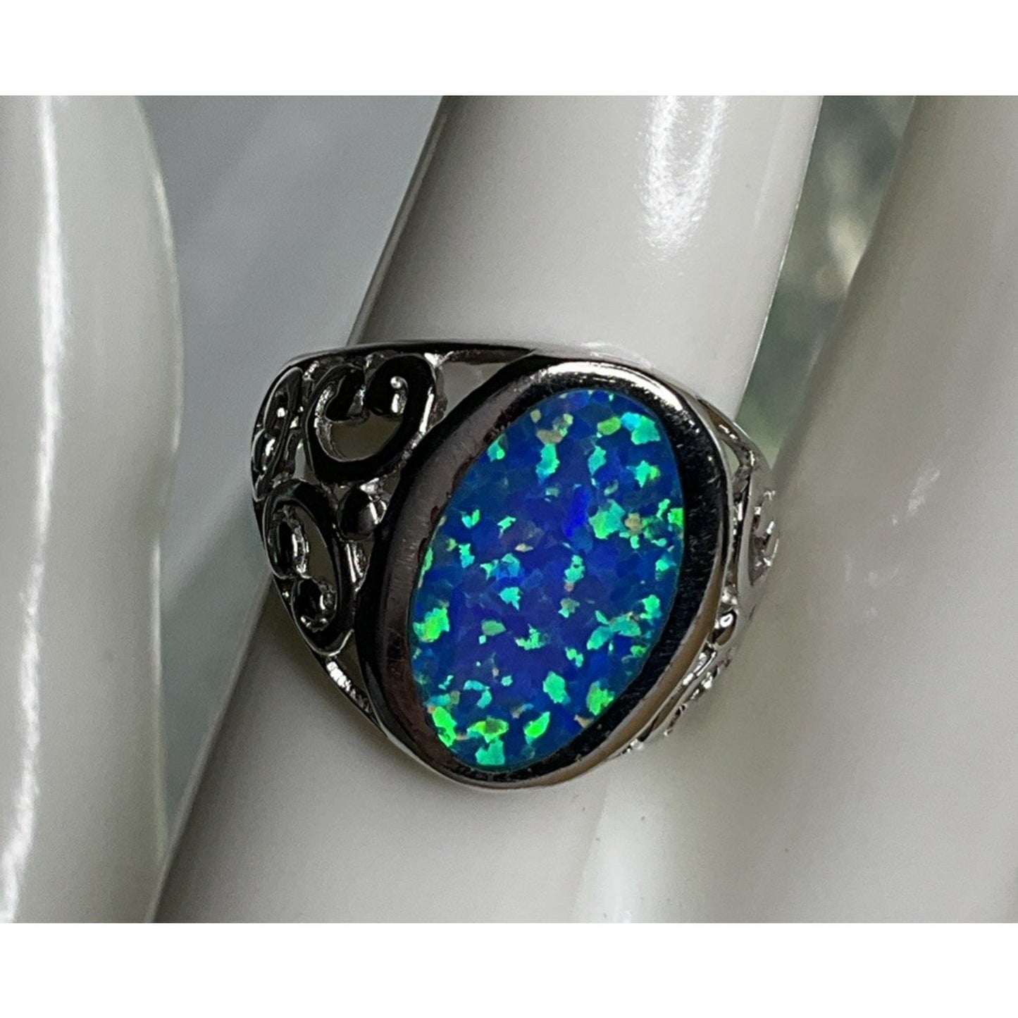 Vintage Sterling Silver Blue Green Oval Opal Filigree Ring Size 9