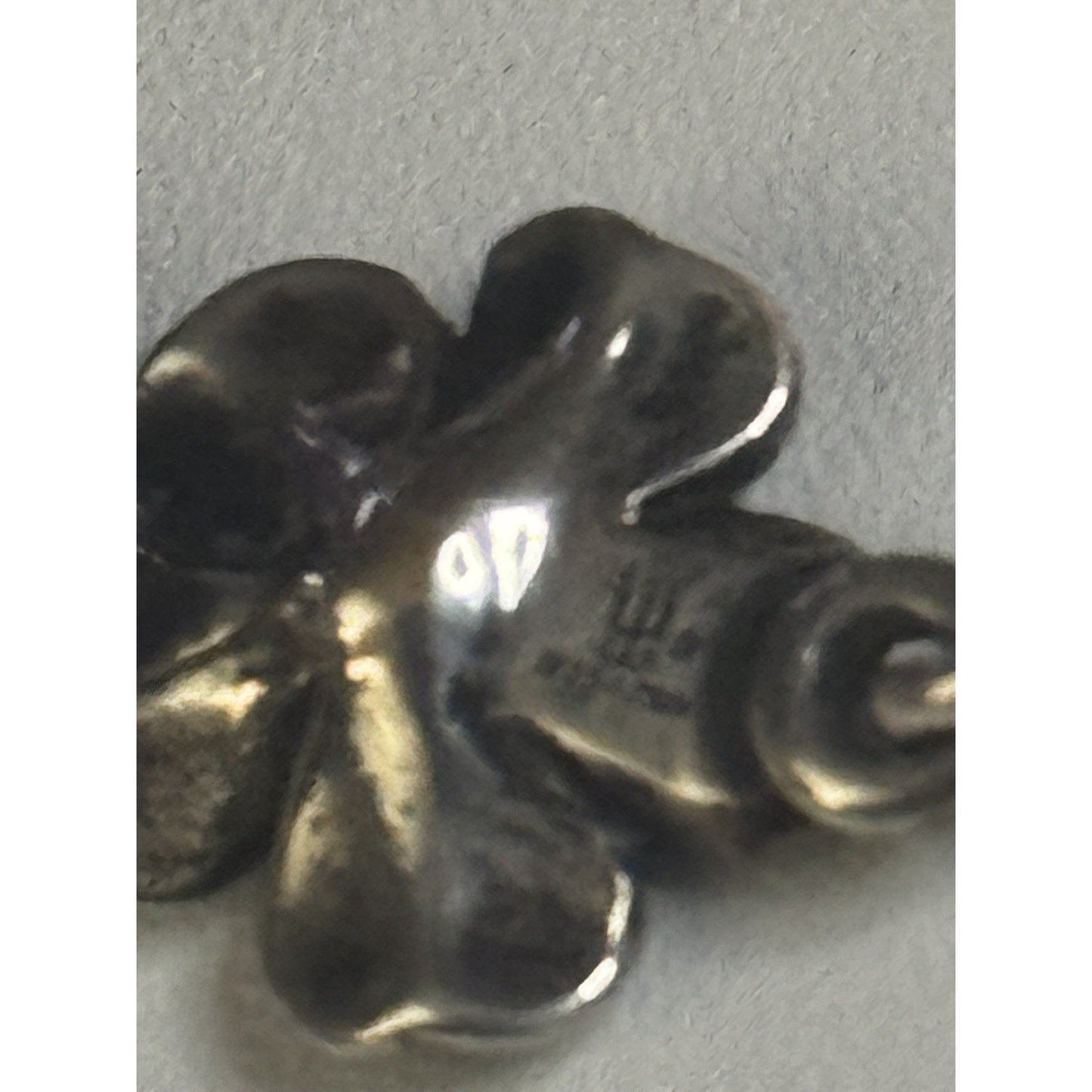 Pre owned James Avery Retired 18k Gold and Sterling Silver April Flower Bracelet Size 7.5”