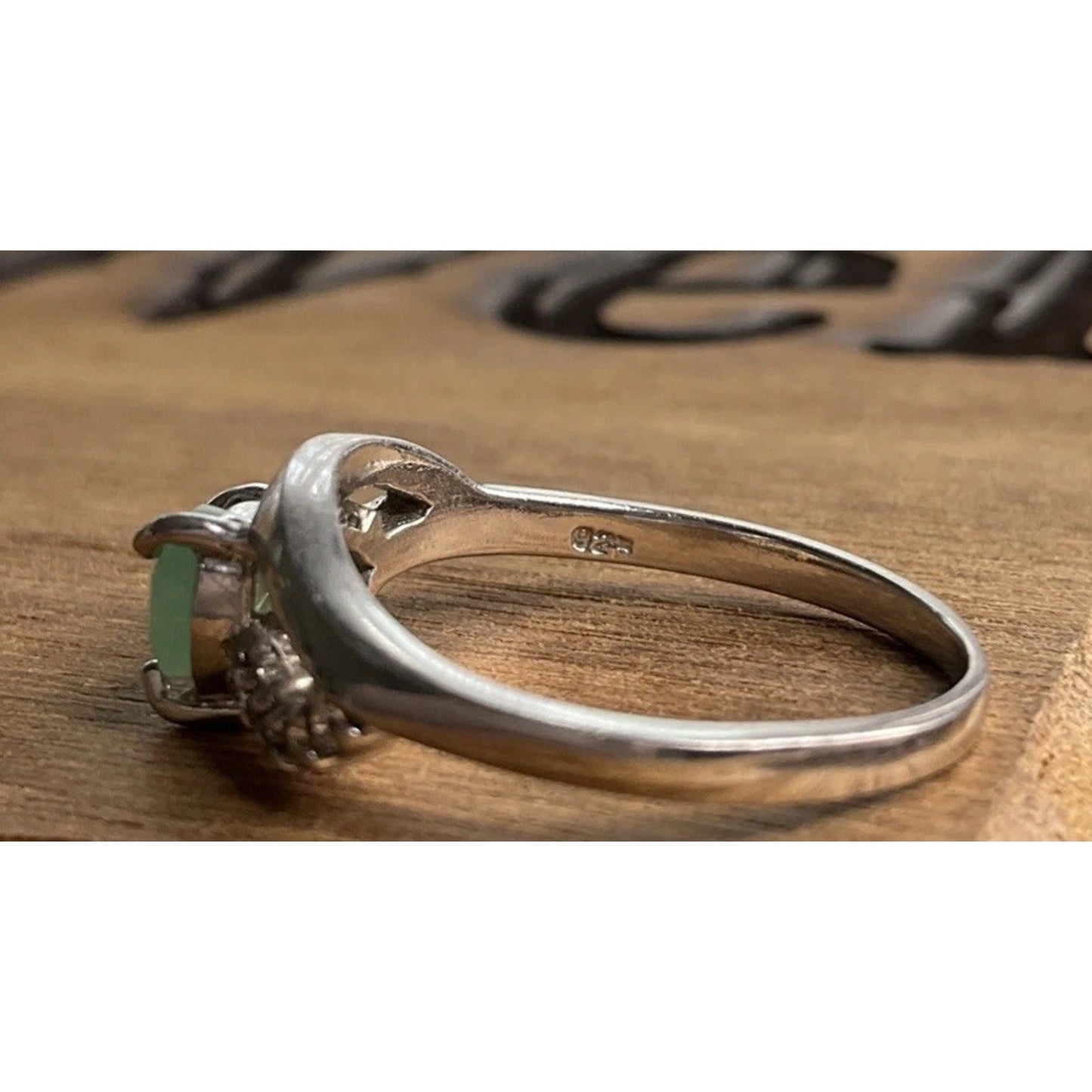 925 Sterling Silver Green Stone Ring Size 8 Oval Cabochon CZ Accent Ring