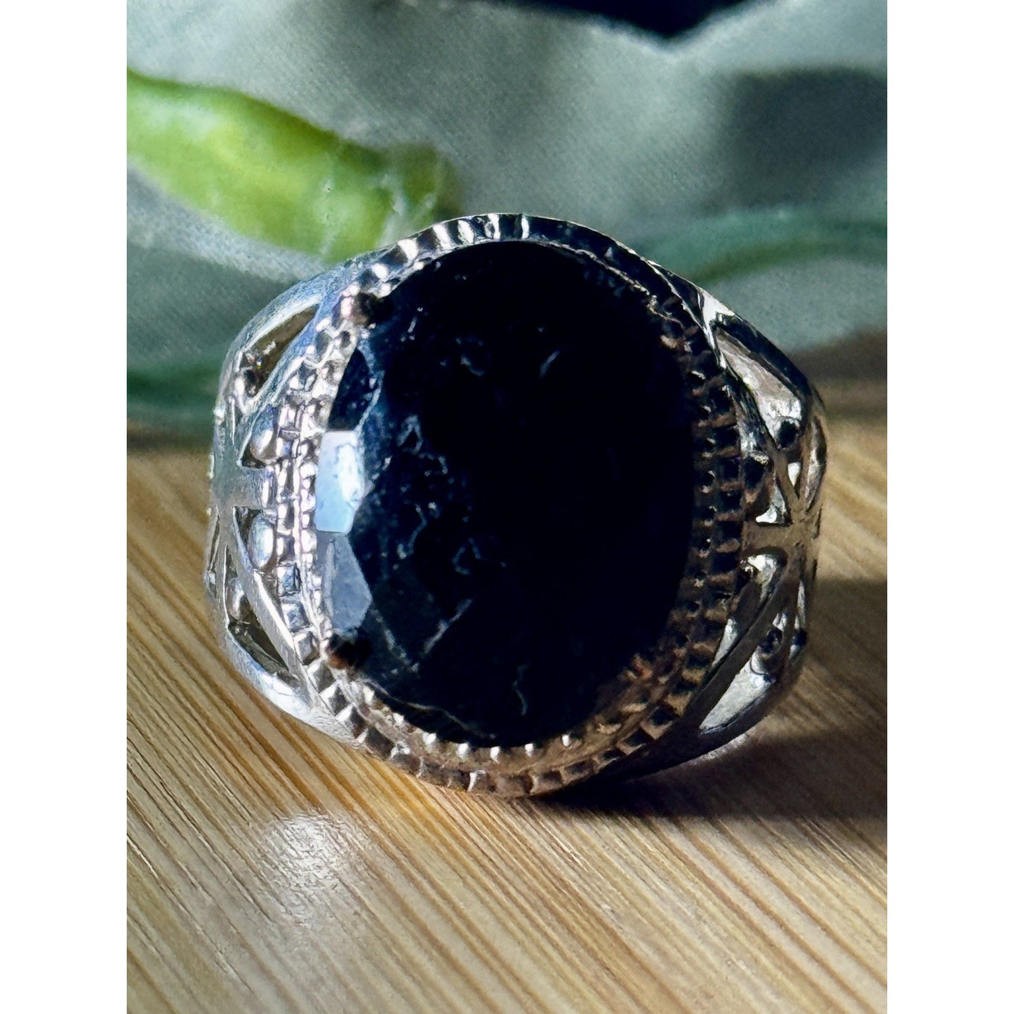 Vintage 925 Sterling Silver Faceted Black Onyx Filigree Statement Ring Size 7