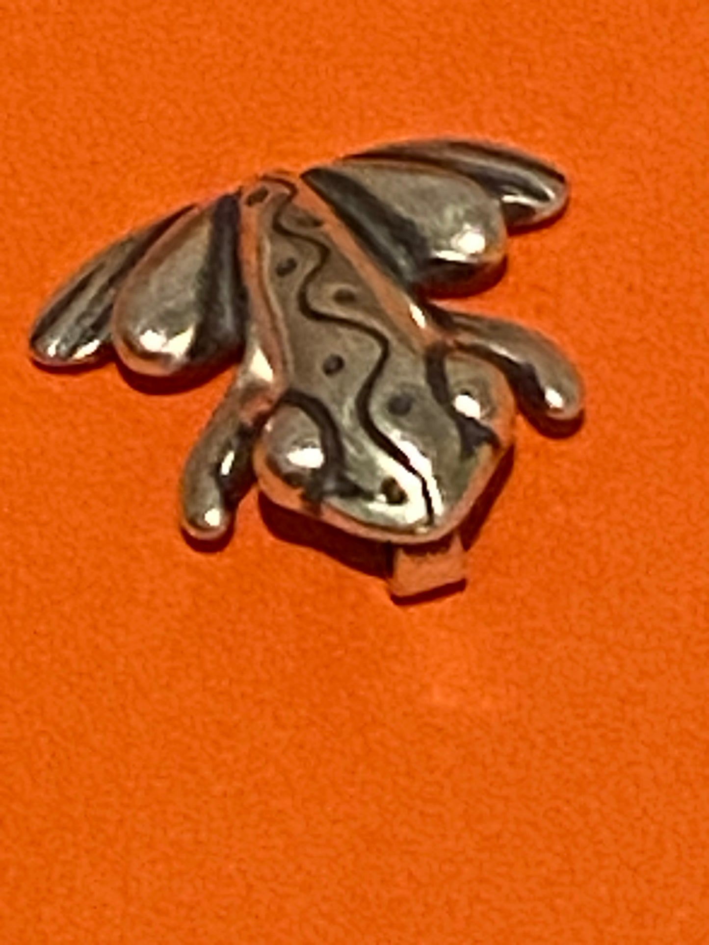 Preowned James Avery Retired RARE Silver Frog Pendant or Charm