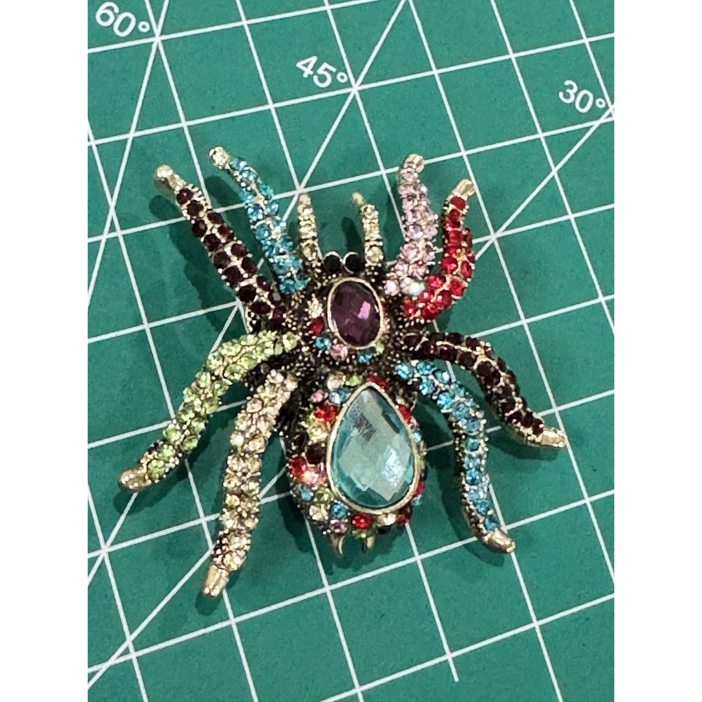 BNWOT Multi Color Rhinestone Silver Long Legs Spider Scarf Magnetic Brooch Pin
