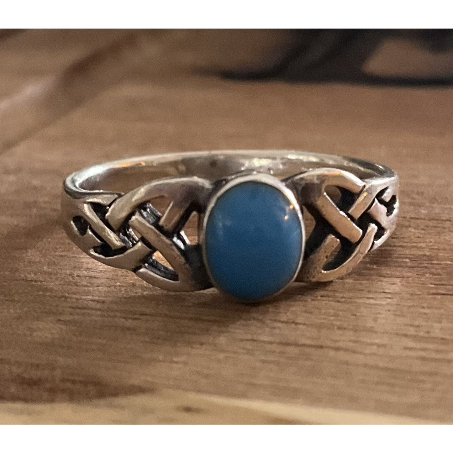 Sterling Silver Celtic Knot Ring with Blue Cabochon – Size 7
