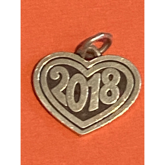 James Avery Retired Sterling Silver 2018 Year In Heart Charm Pre-Owned