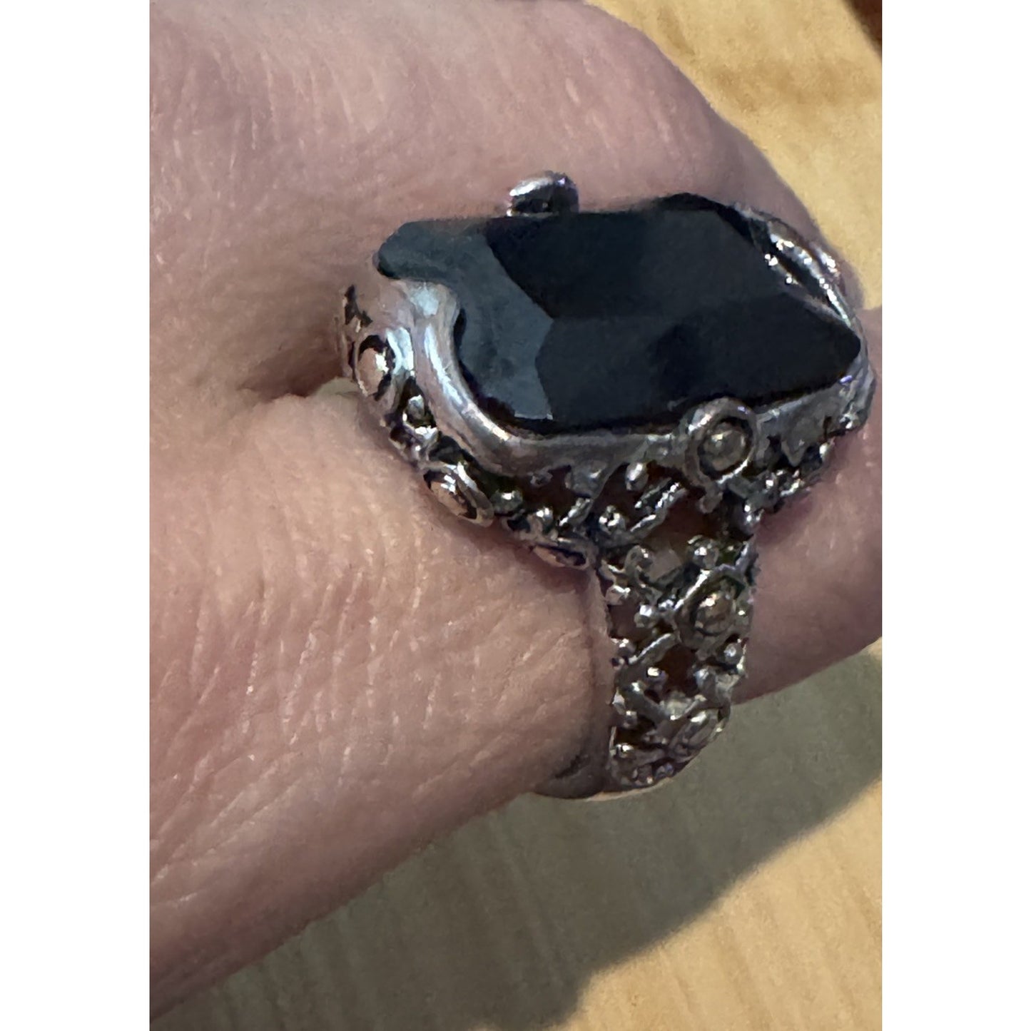 Vintage 18K GE Black Faceted Stone Cocktail Ring Gothic Victorian Revival Sz 8.5