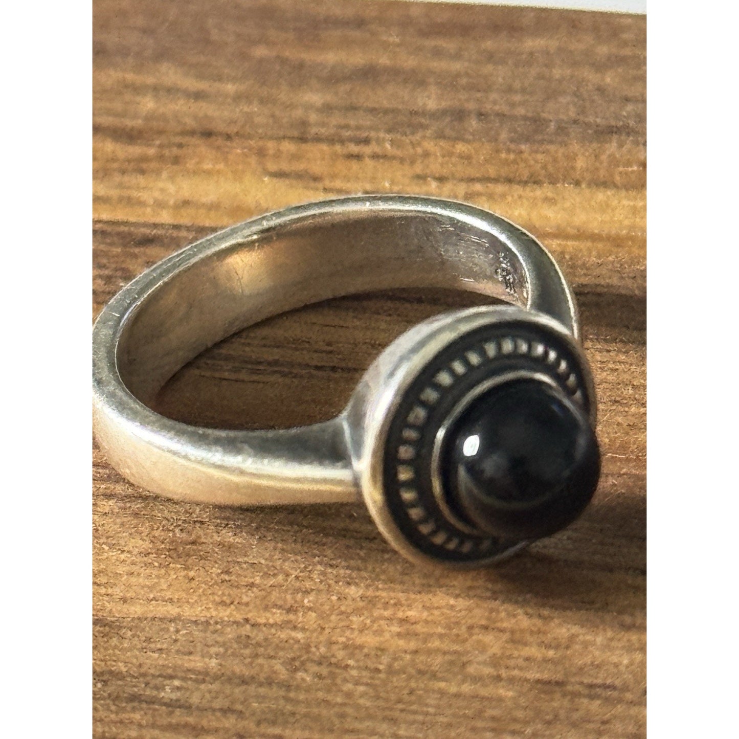 Pre owned James Avery Retired Sterling Silver Black Onyx Beaded Ring Size 7
