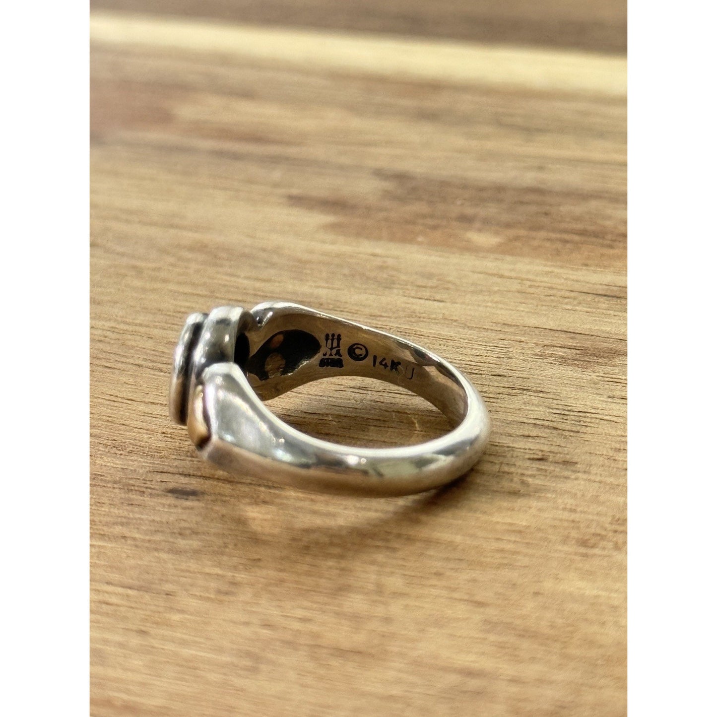 James Avery Retired 14k Gold Hearts & Sterling Silver Ring W/ Garnet Sz 6.5