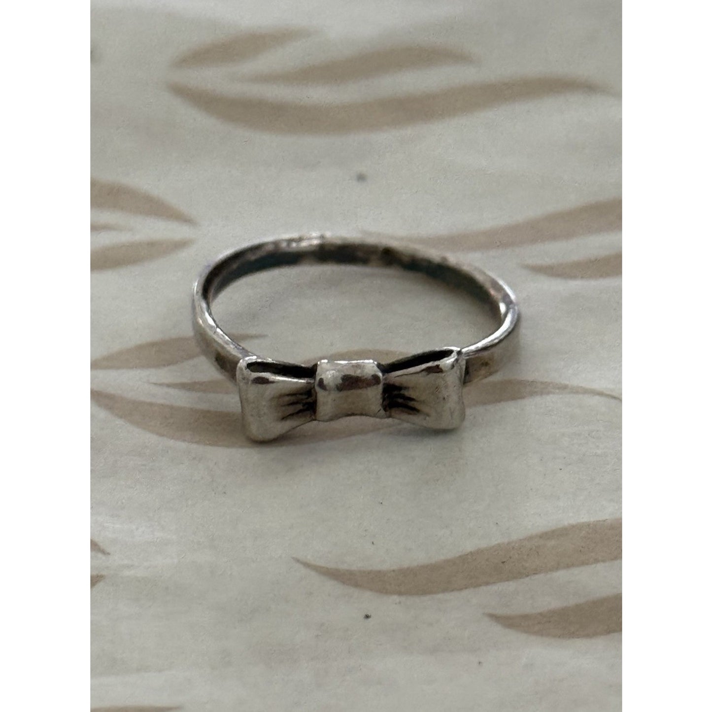 Pre Owned James Avery Retired Sterling Silver Bow Ring Size 4