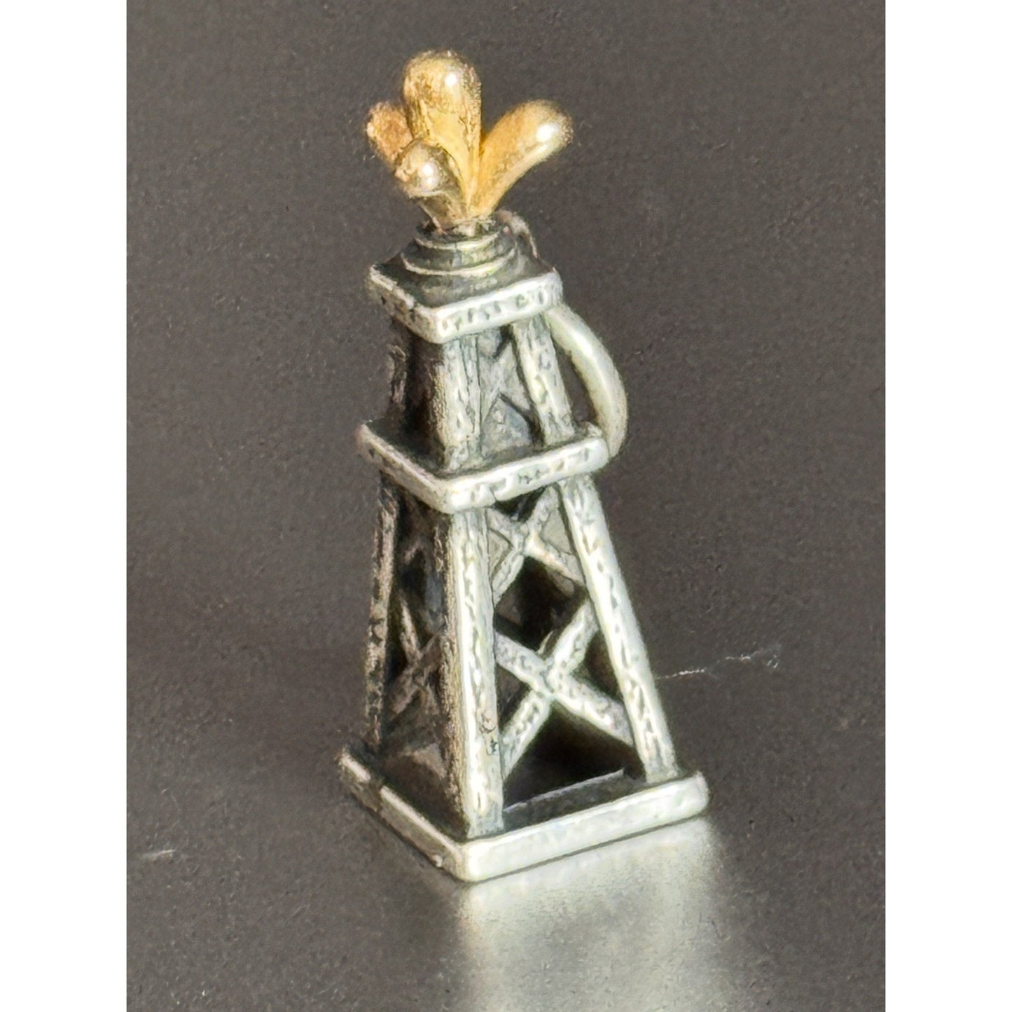 EUC James Avery Retired 14k Gold & Sterling Silver It’s A Gusher Oil Charm MINT