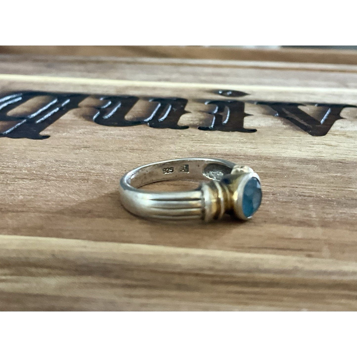 Vintage Sterling Silver Two Tone Blue Aquamarine Gemstone Ring Size 7.5