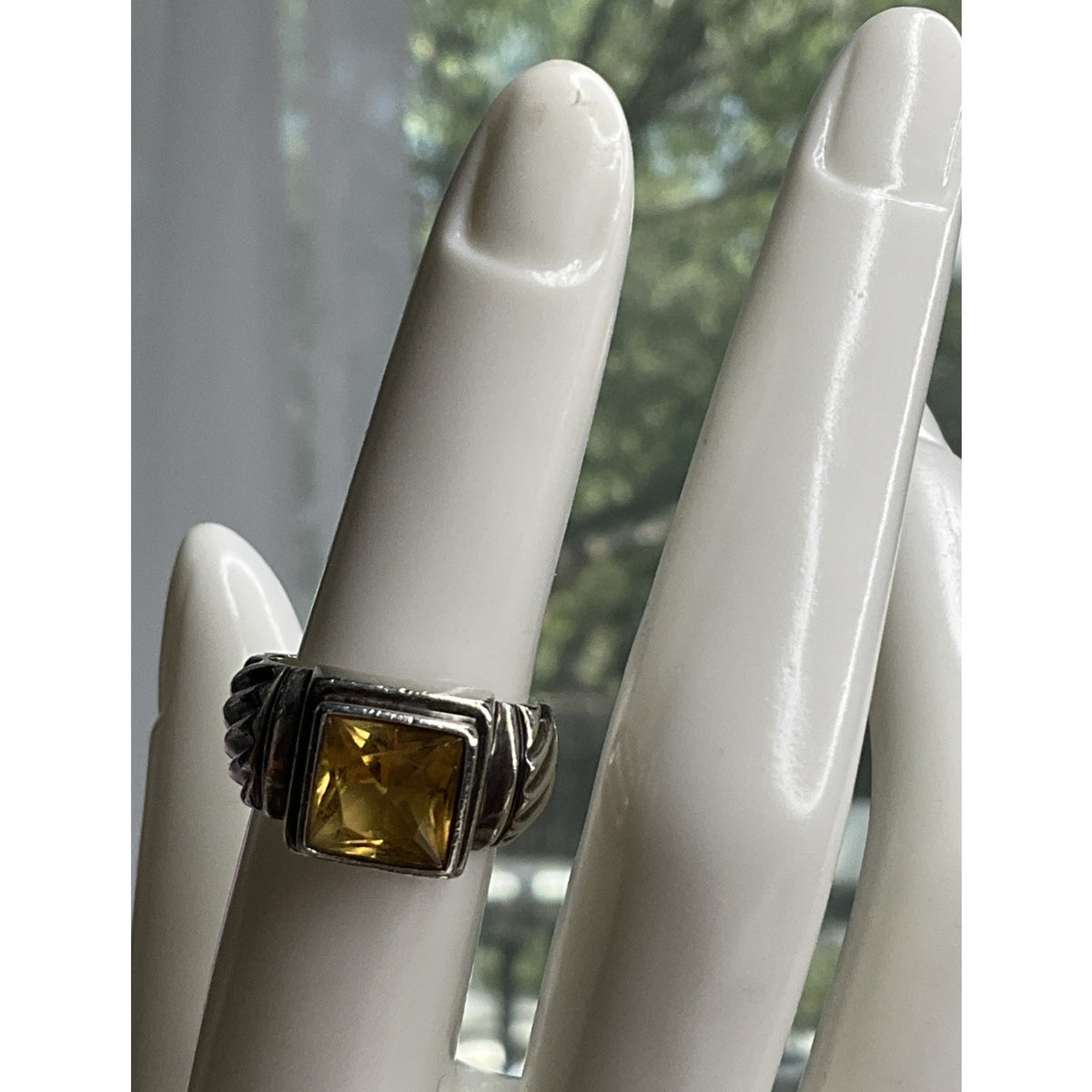 Vintage 925 Citrine Faceted Gemstone Ring Sterling Silver Bezel Setting Size 6
