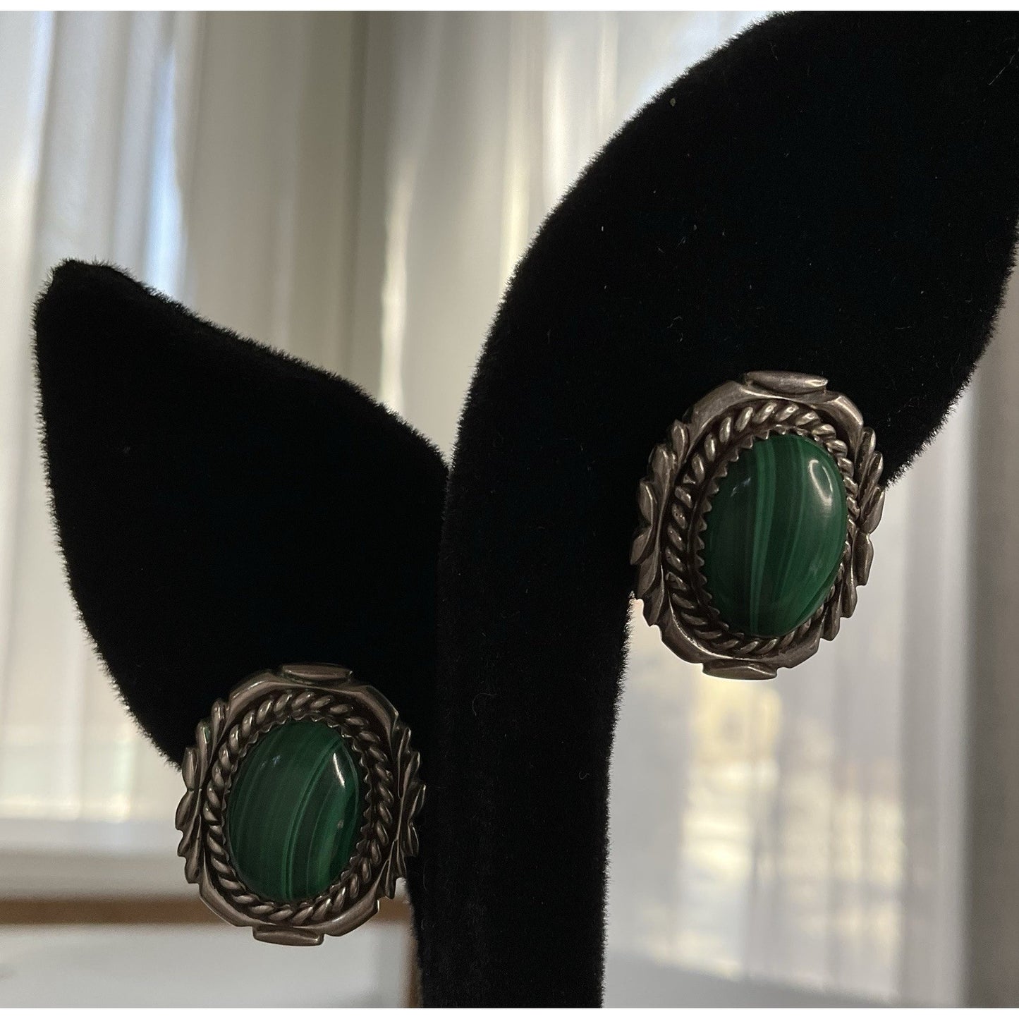 Vintage Sterling Silver Malachite Earrings Southwestern Rope Leaf Design 8.9gr