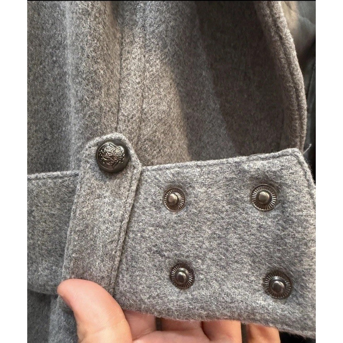 Bebe Women’s XS Gray Faux Fur Trim Long Coat Belted Statement Winter Jacket