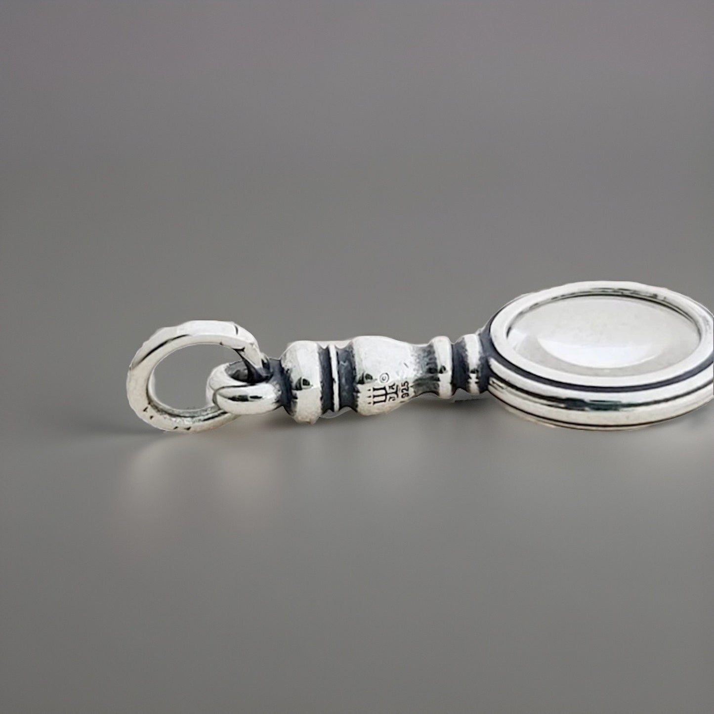 Pre Owned James Avery Look For The Little Things Magnifying Glass Charm In Box