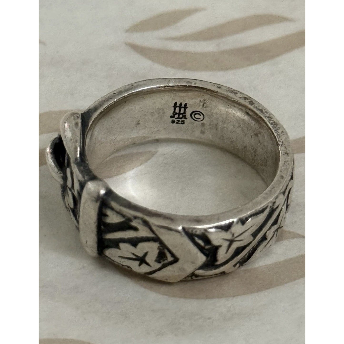 Pre owned James Avery Retired Sterling Silver Floral Belt Buckle Ring Size 8