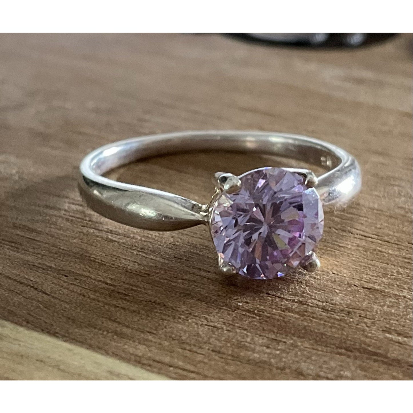 NF 925 Sterling Silver Purple CZ Ring Size 7 Solitaire Lavender Stone