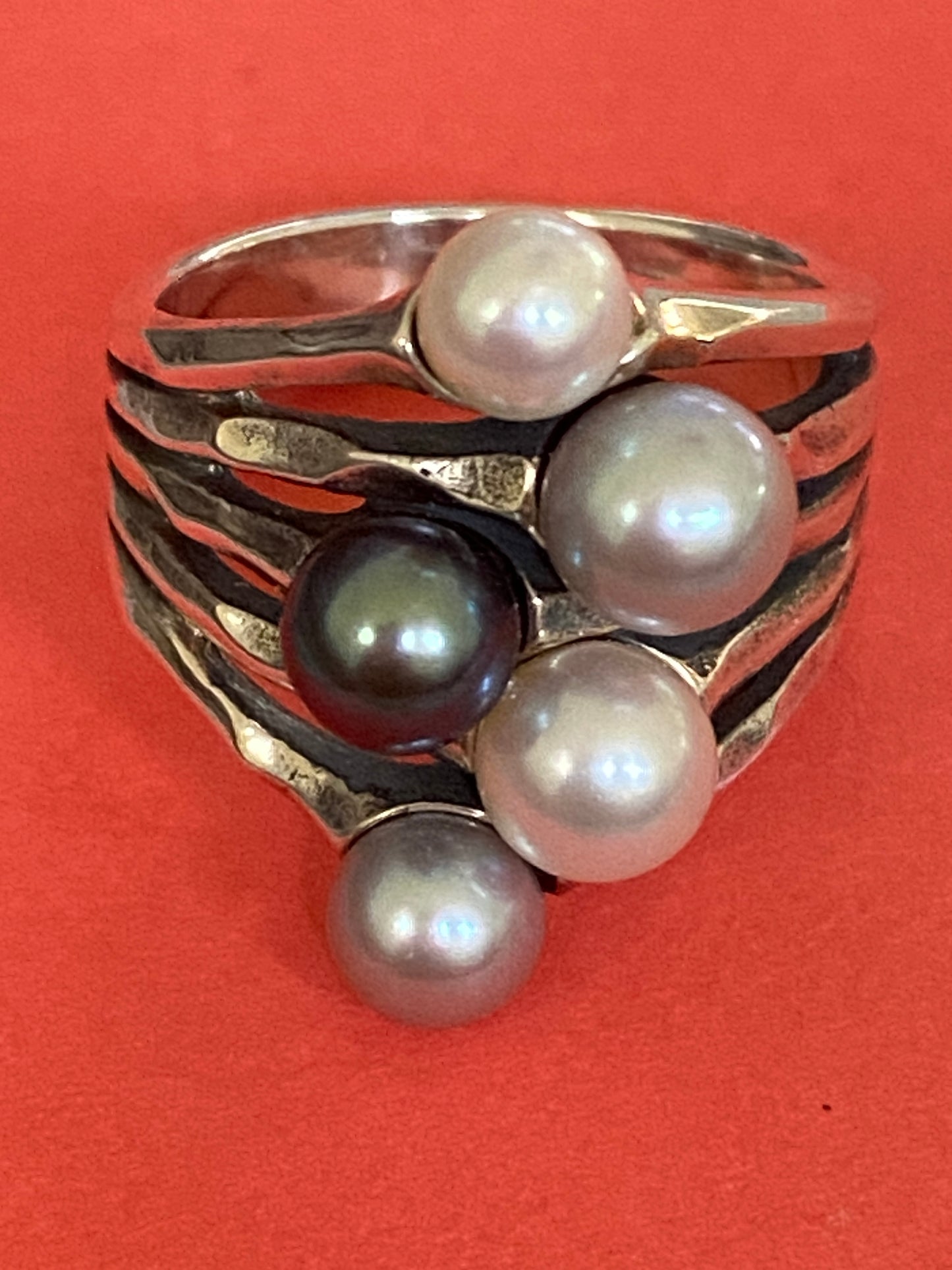 Preowned James Avery Retired Burgeon Pearl Ring Size 8 Mint Condition