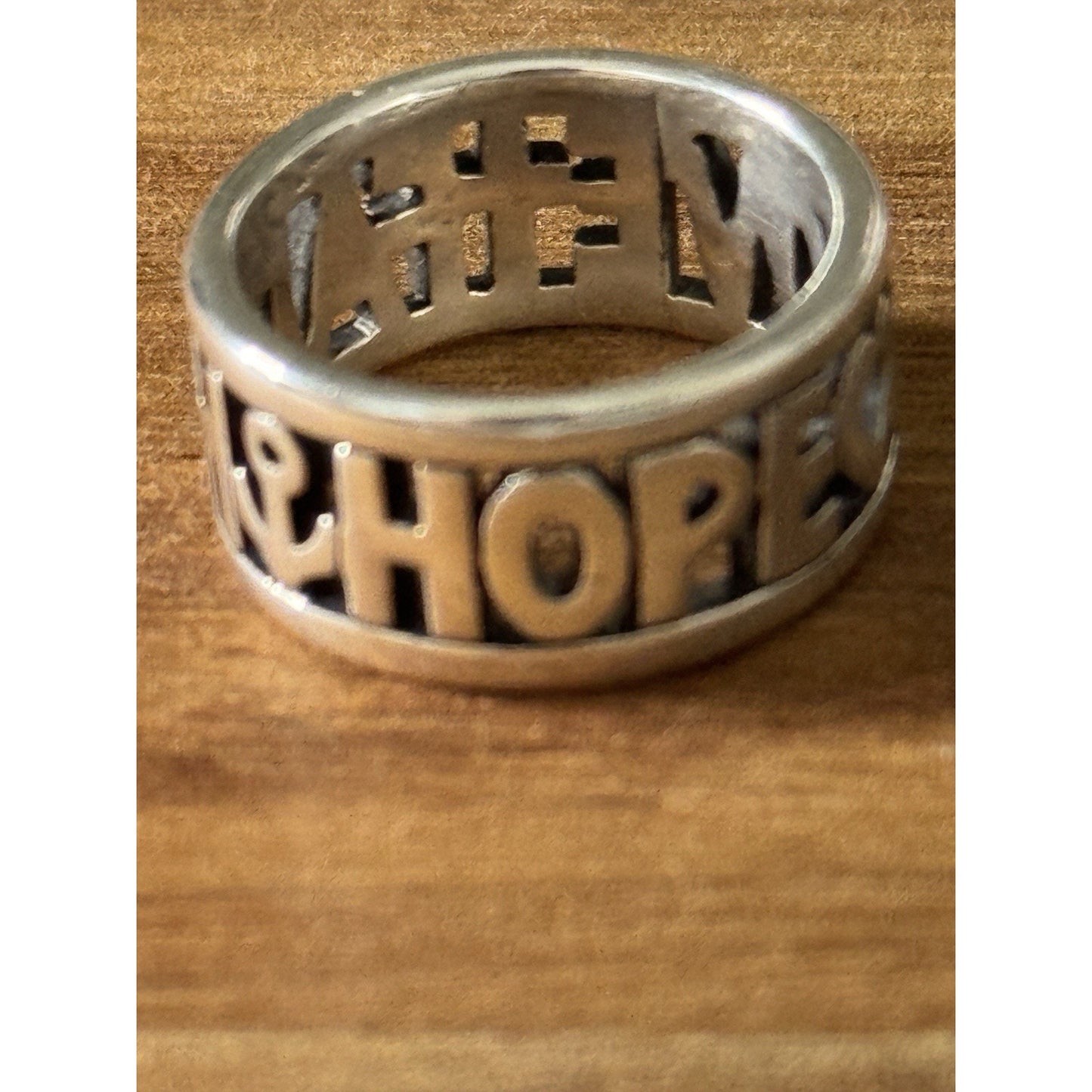 Pre Owned James Avery Retired Sterling Silver Faith Hope And Love Ring Size 6