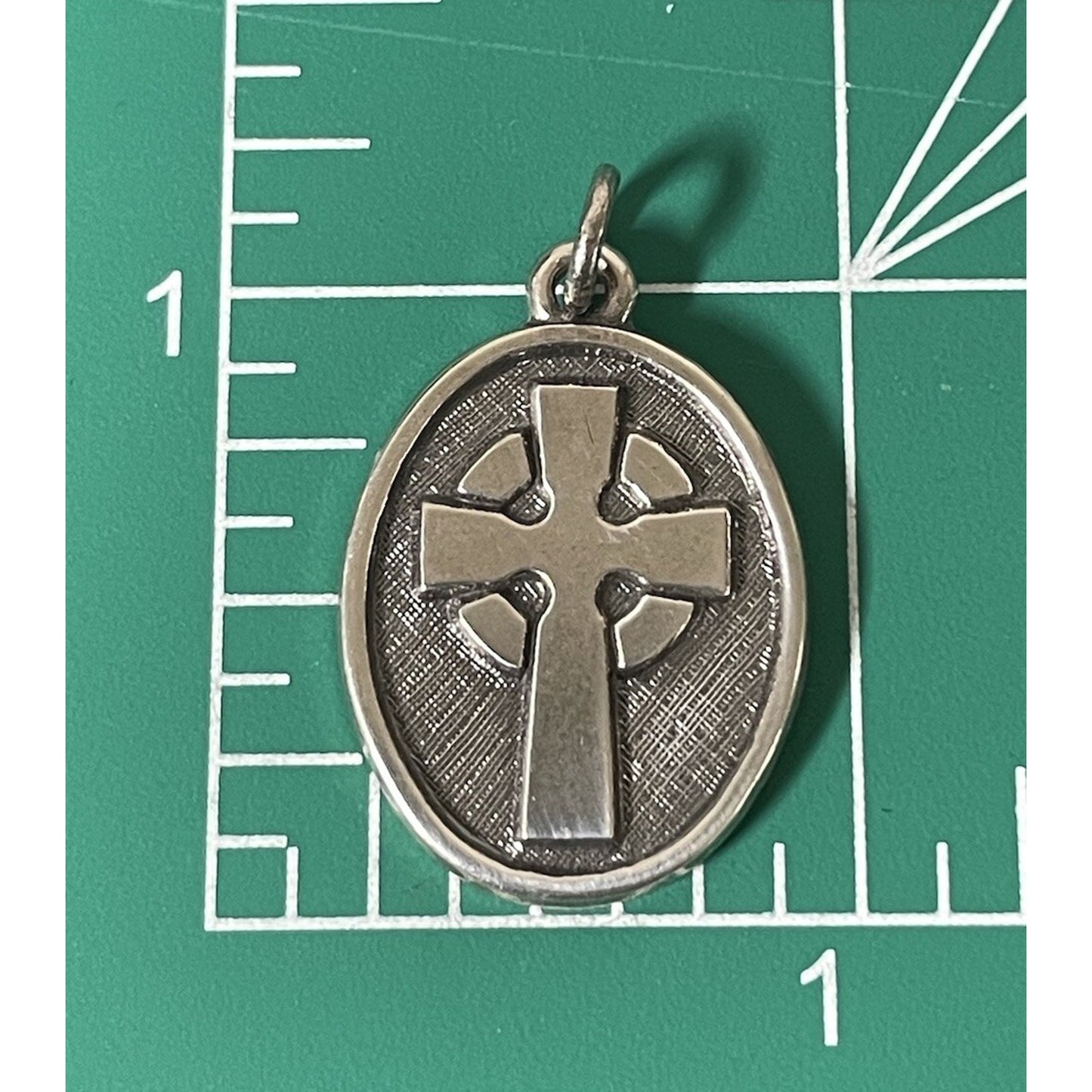 James Avery Retired Silver Oval Medallion Celtic Cross Pendant Pre-Owned