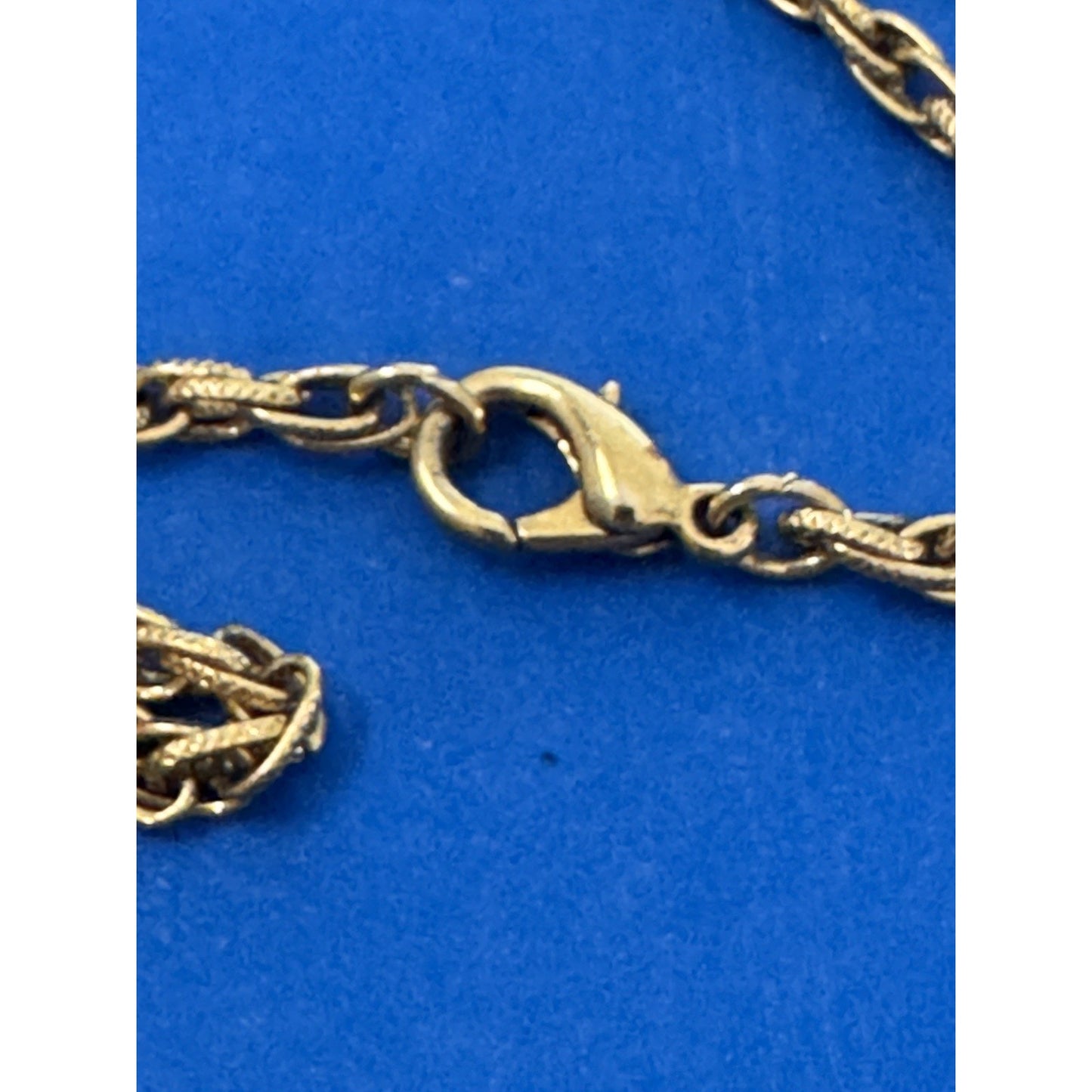 Vintage Gold Tone Hand Mirror Ornate Vanity Pendant 30” Gold Tone Necklace 1970s