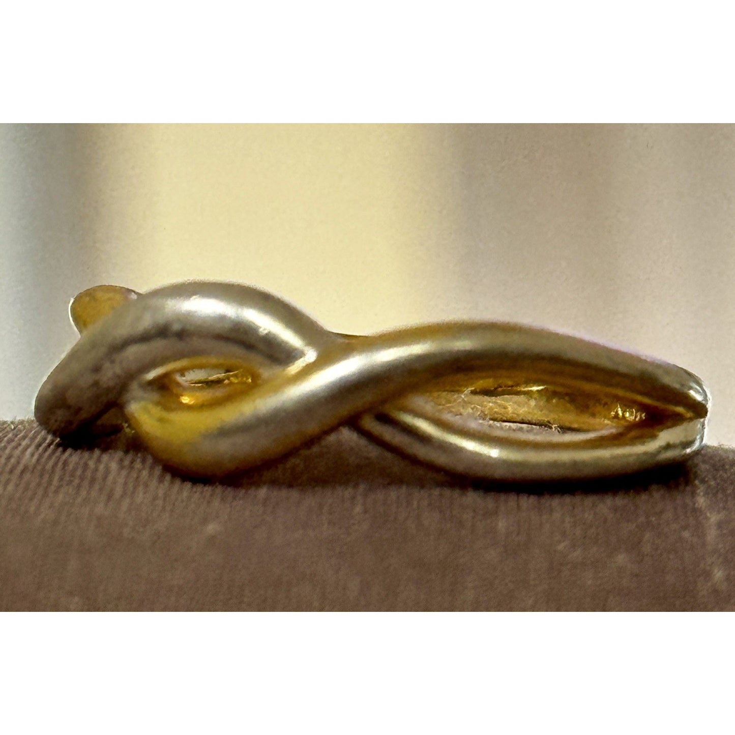 EVRY Jewels Two Tone Infinity Crossover Ring Gold Silver Tone Size 10