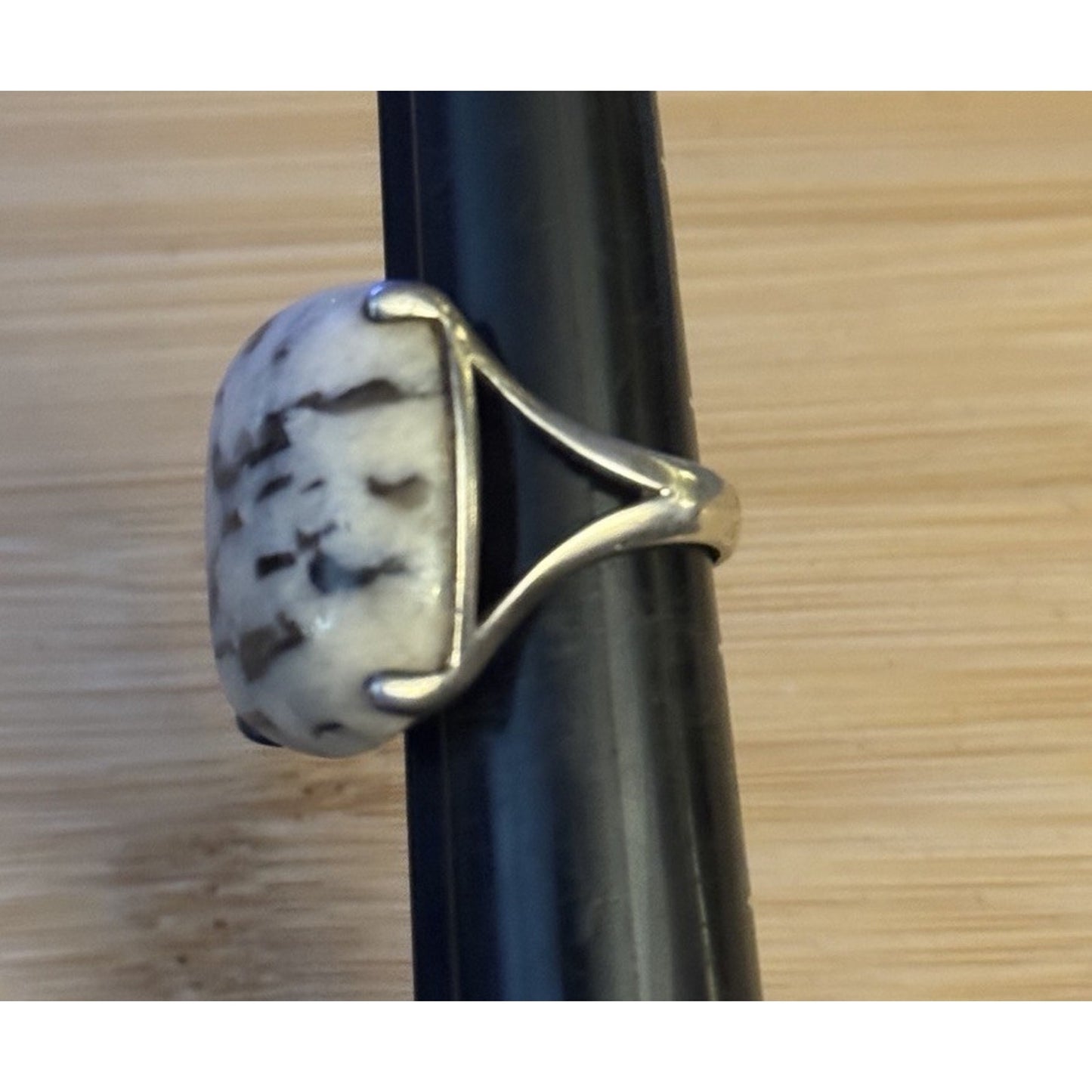 Vintage White Buffalo Stone Sterling Silver Large Statement Ring Size 7.5
