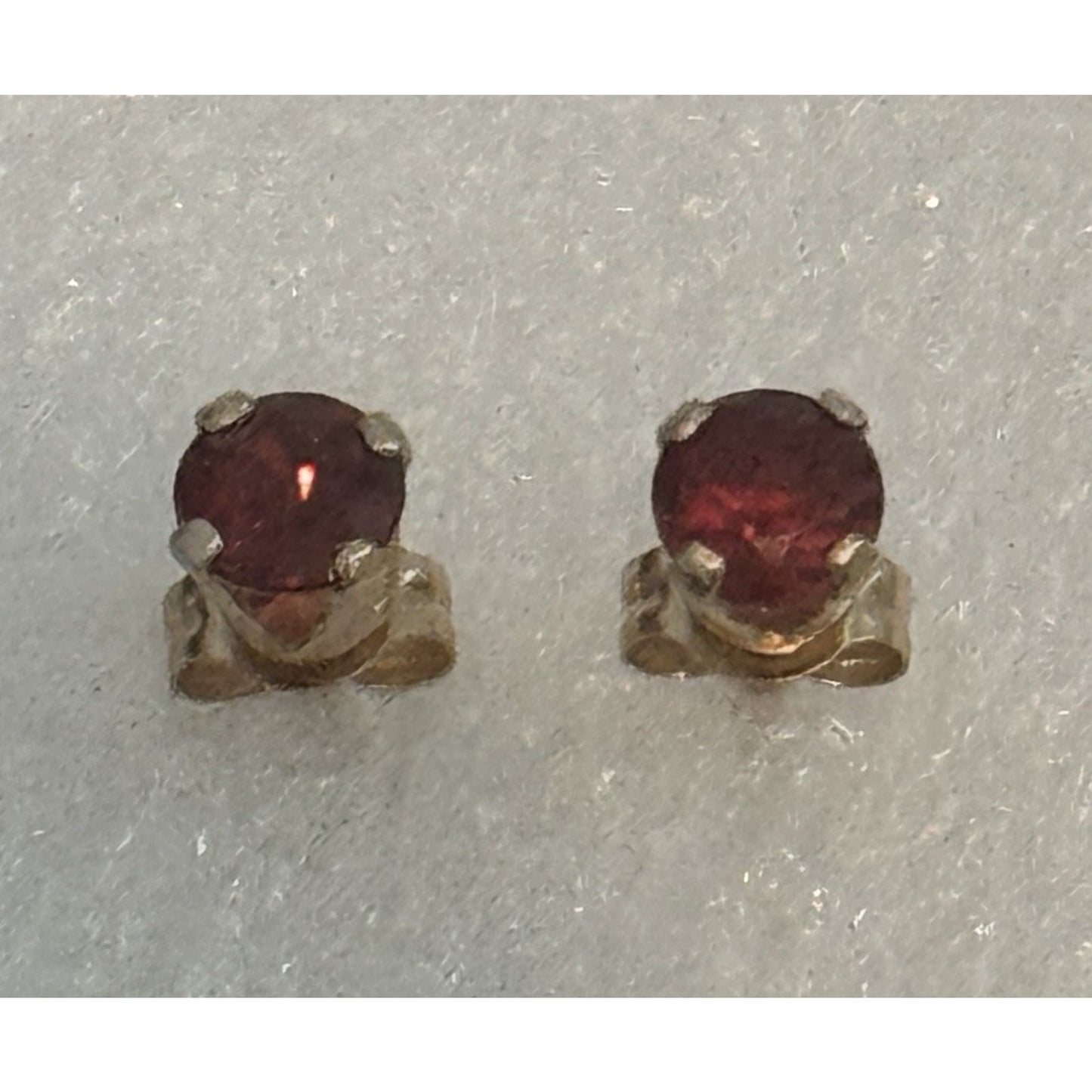 Vintage T&C 14k Gold Garnet Stud Earrings January Birthstone