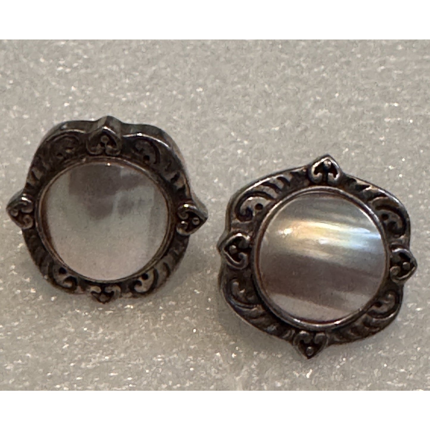 Vintage CNA 925 Indonesia Bali Sterling Mother of Pearl Omega Back Earrings 13g