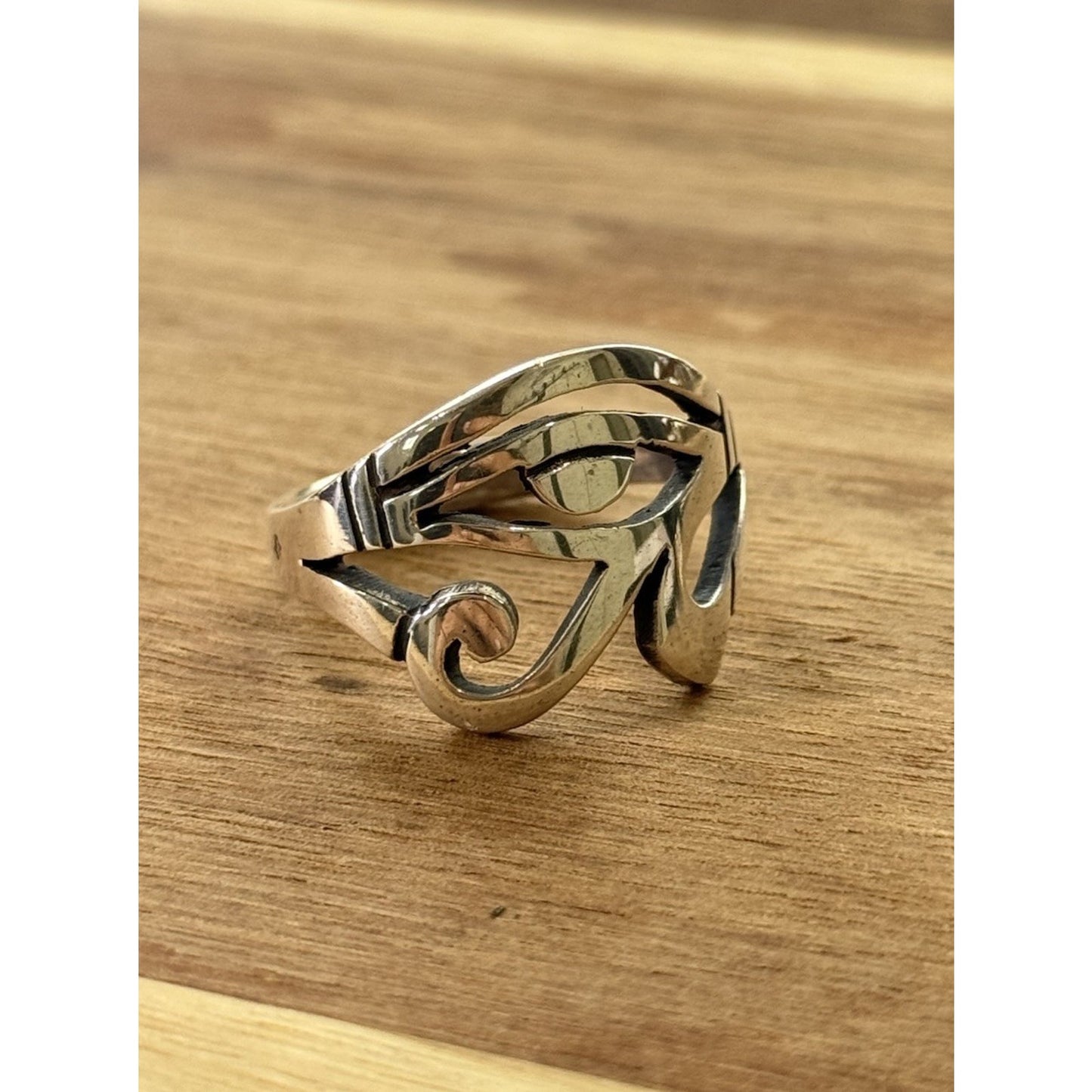 Retired James Avery Sterling Silver Eye of Horus Ring Size 11