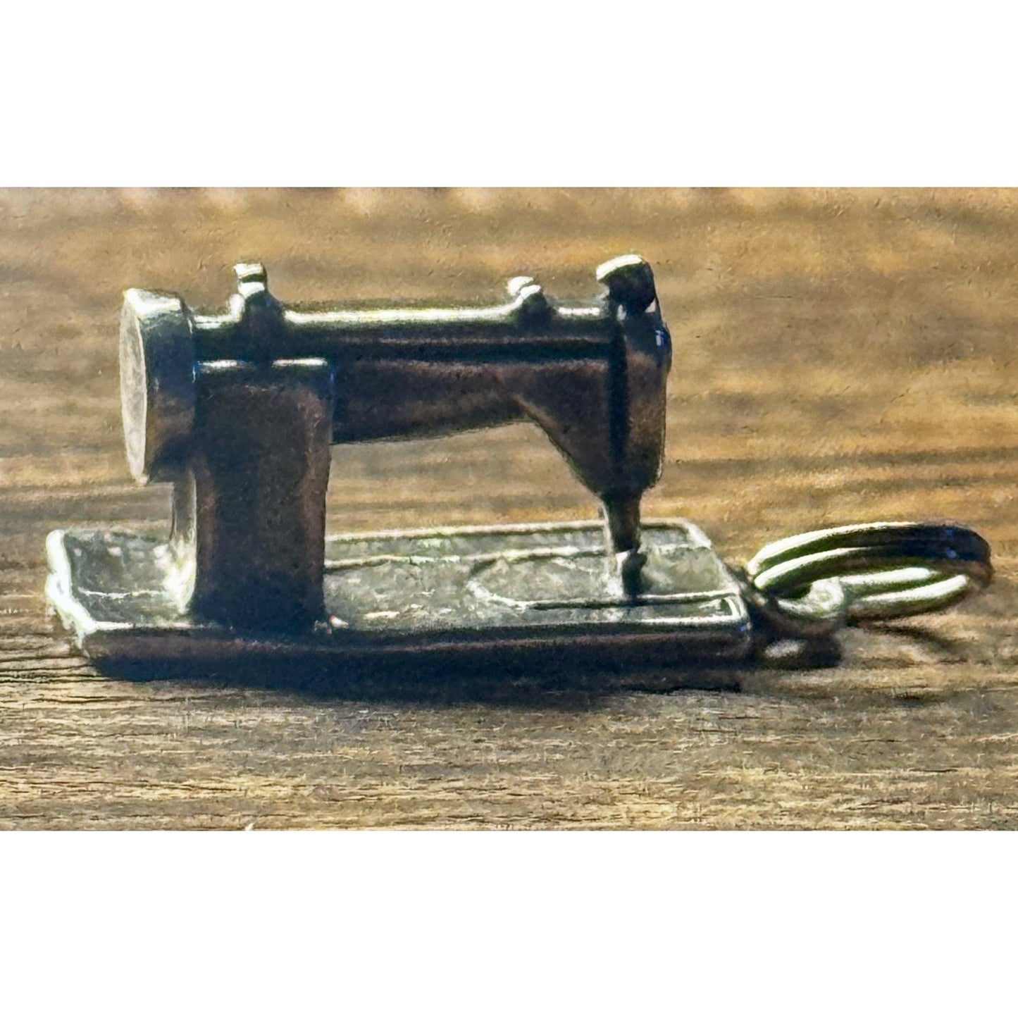 Vintage Sterling Silver 3D Detailed Sewing Machine 925 Charm