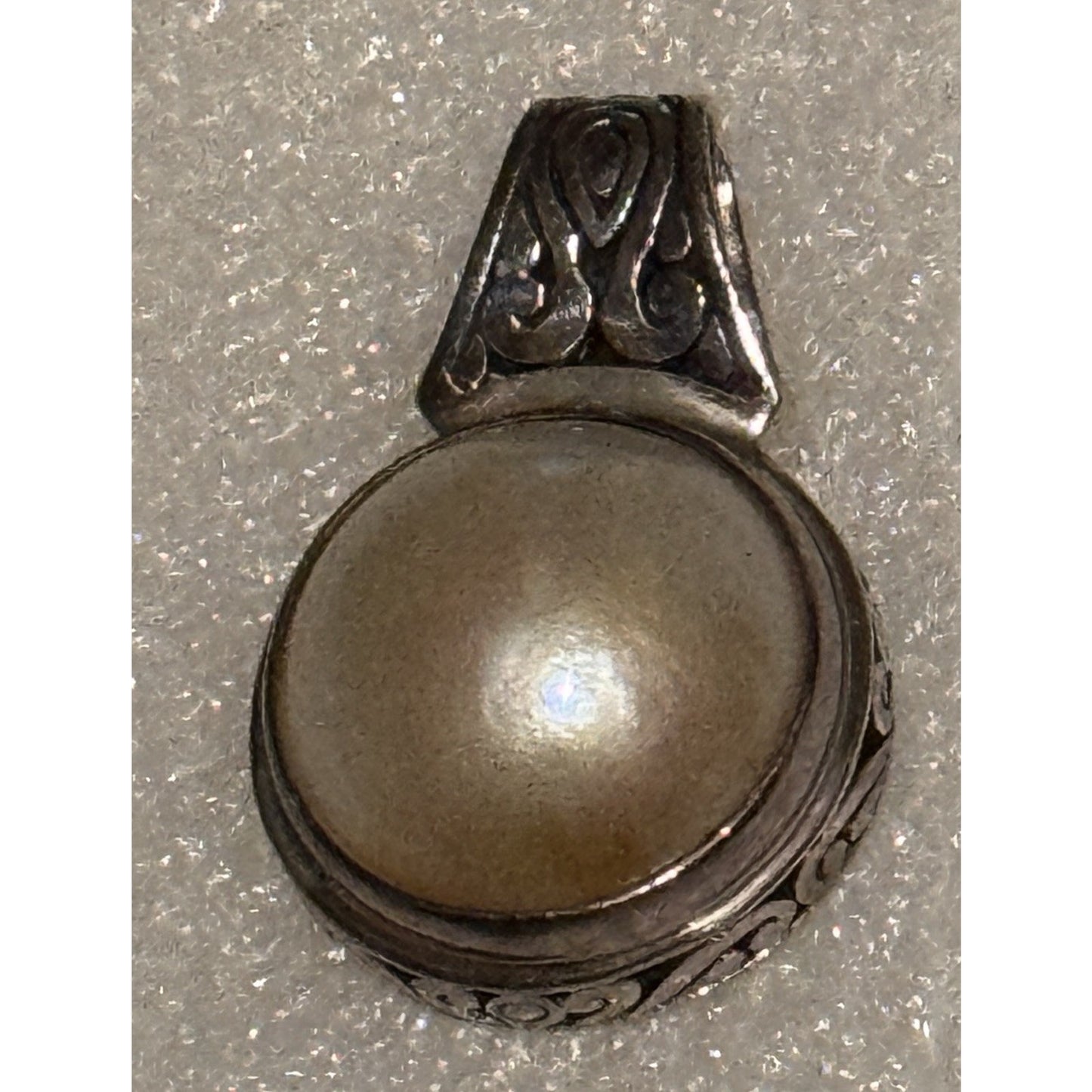 ATI 925 Sterling Silver Pearl Pendant Vintage Thai Balinese Scrollwork 6g