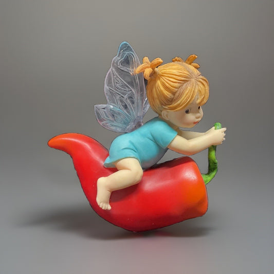 Enesco Kitchen Fairies “Hot Chili Pepper Fairie” 115661 2003 GG Santiago IN BOX